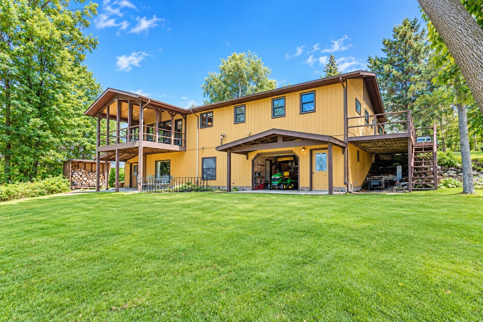 14007 Hummingbird Drive — photo