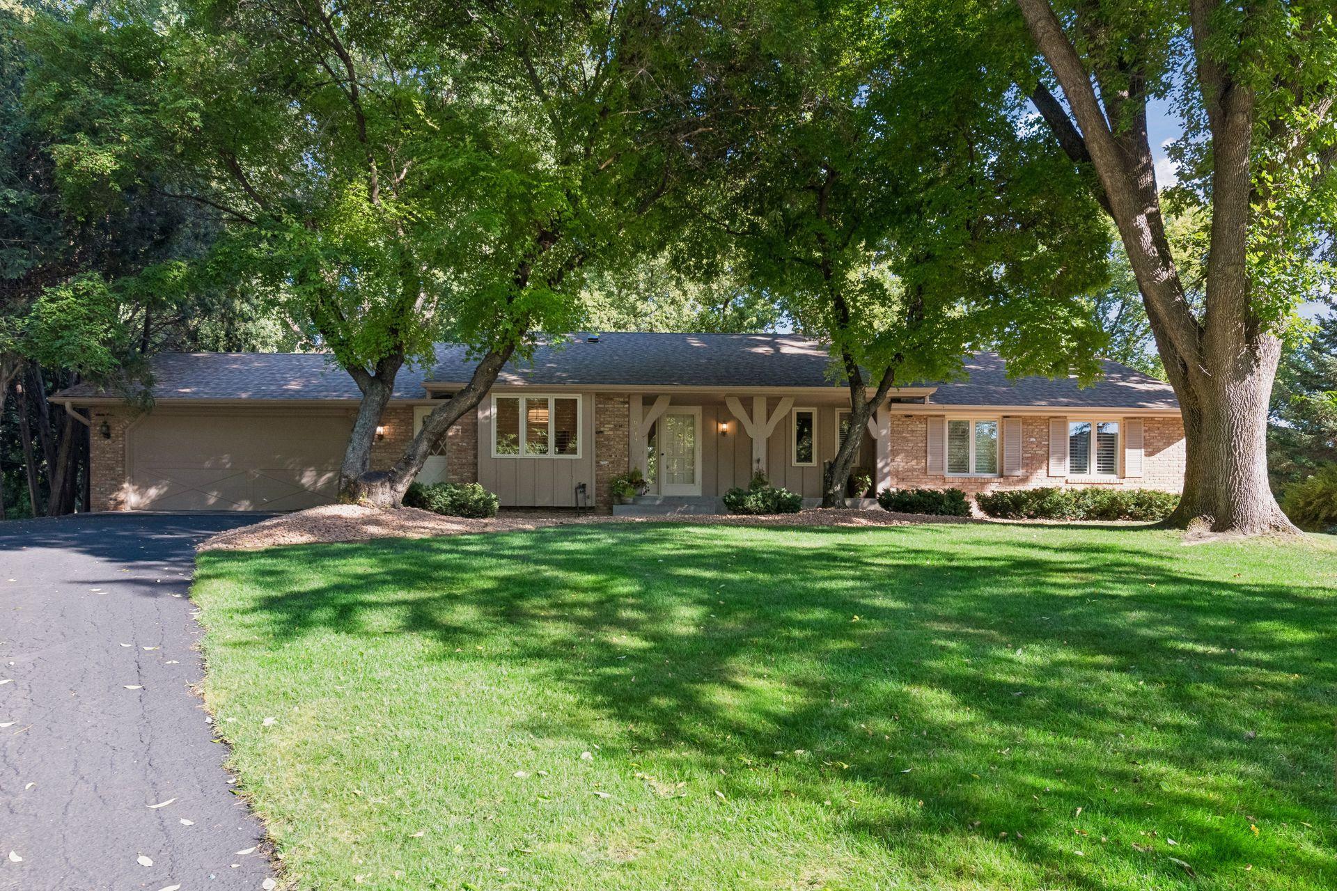 6619 Londonderry Drive — photo