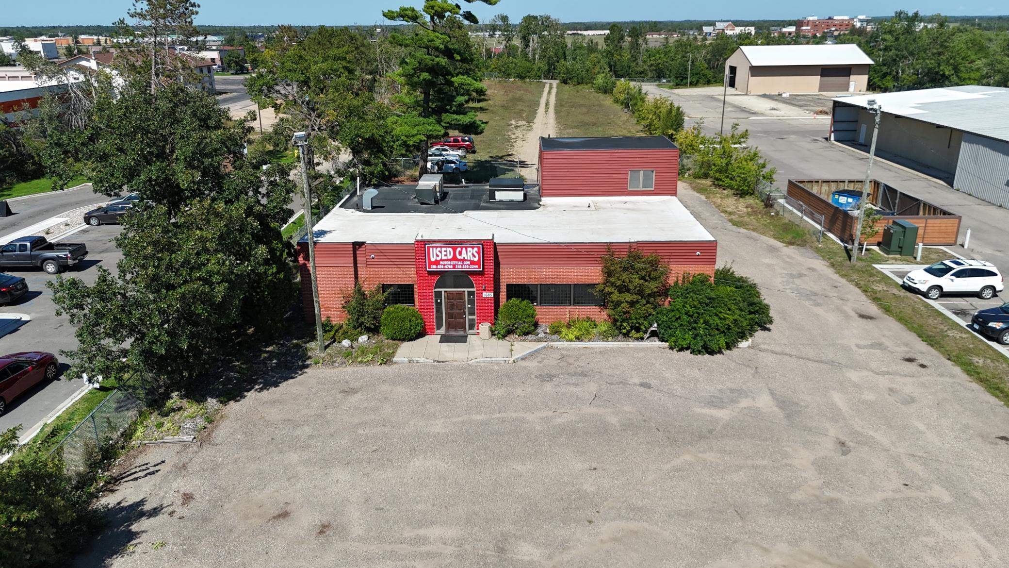 1685 Paul Bunyan Drive NW — photo