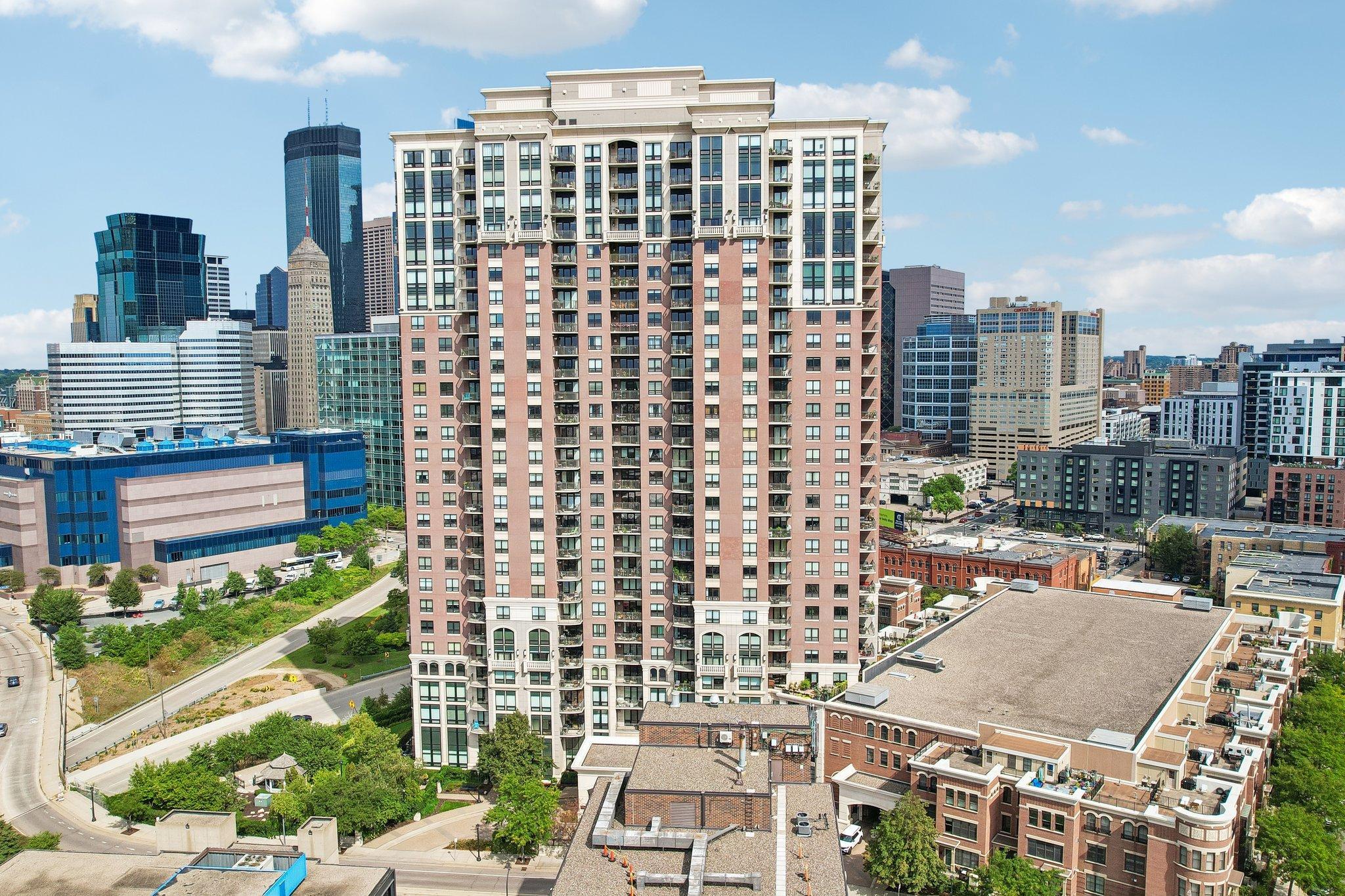 500 E Grant Street 311 — photo