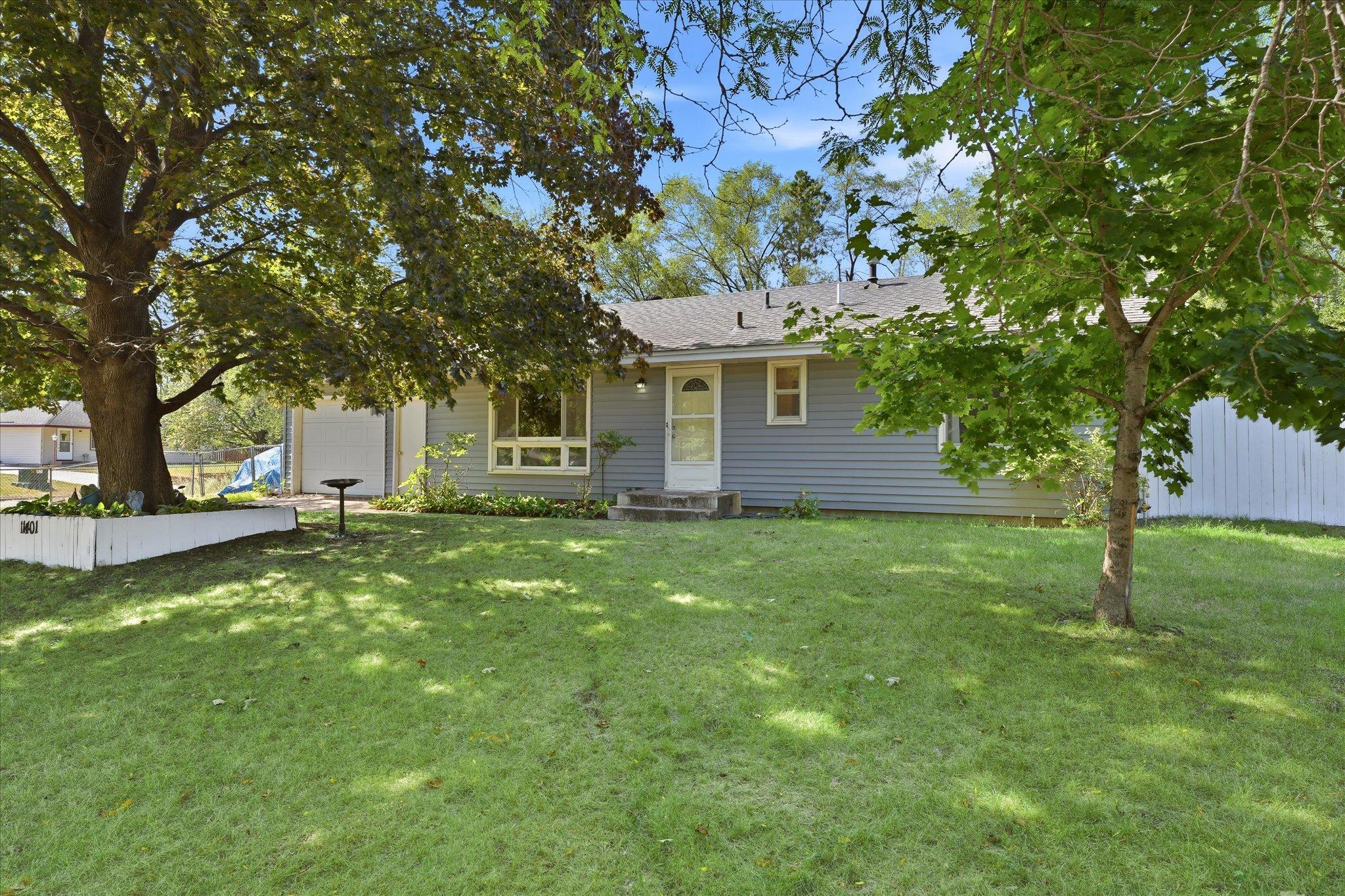 11401 Swallow Circle NW — photo