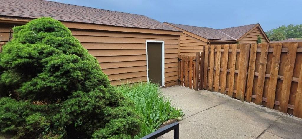 3231 Evergreen Drive, Eagan, MN 55121 — photo 2