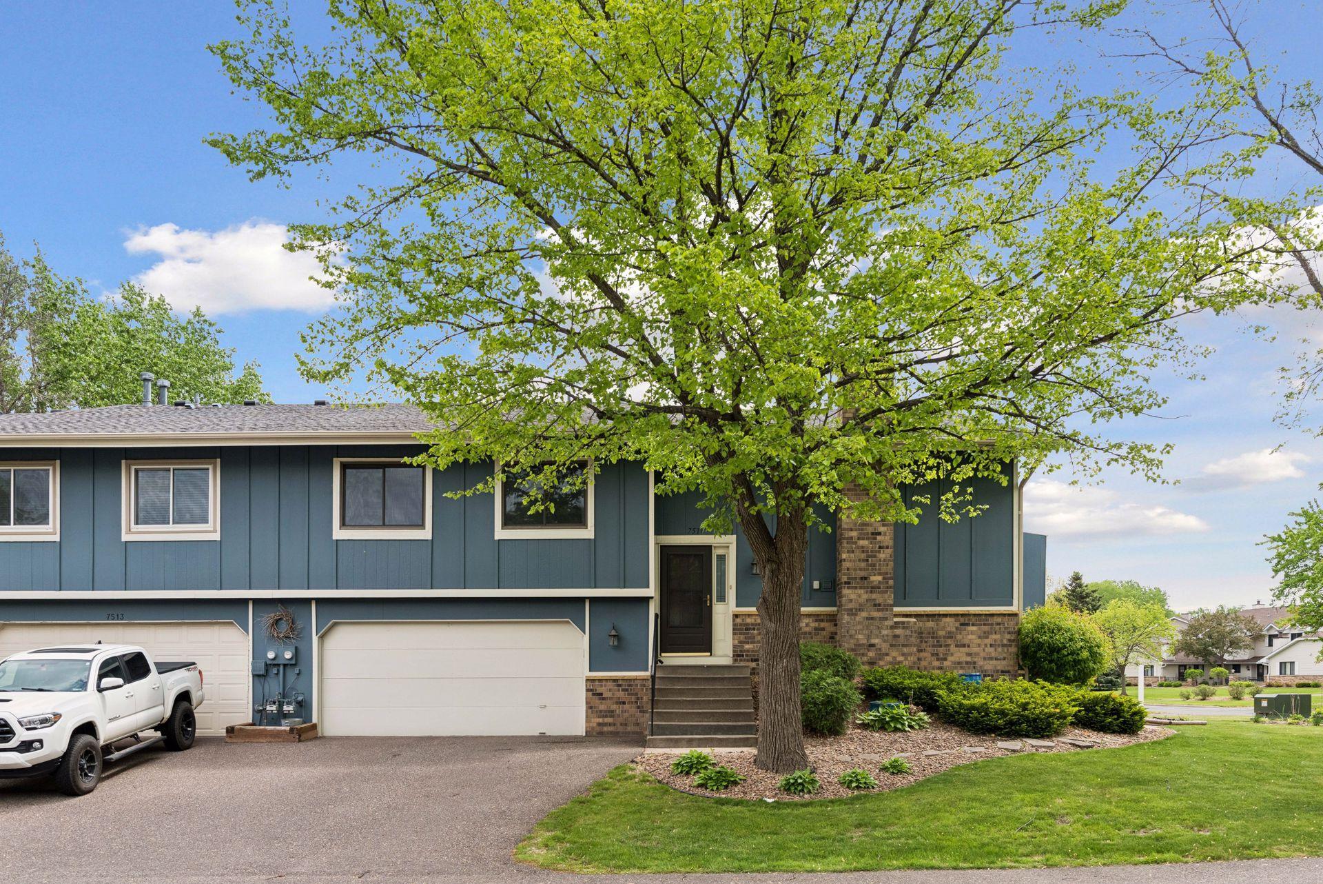 7511 Wedgewood Way — photo