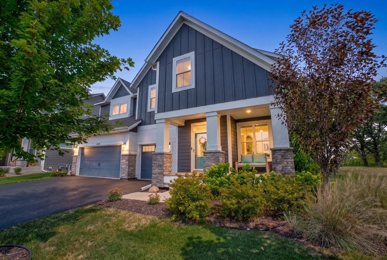 4233 Arbor Bay — photo