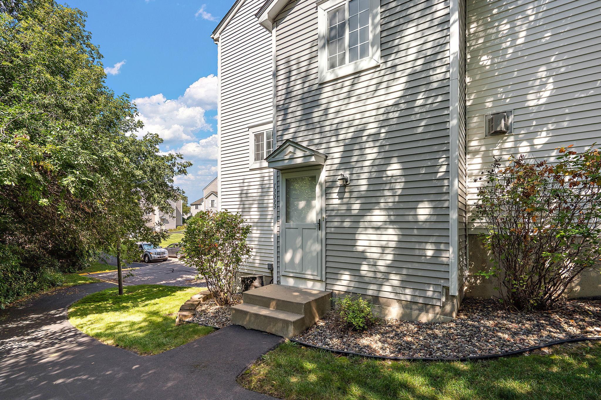 13093 Crimson Clover Lane — photo