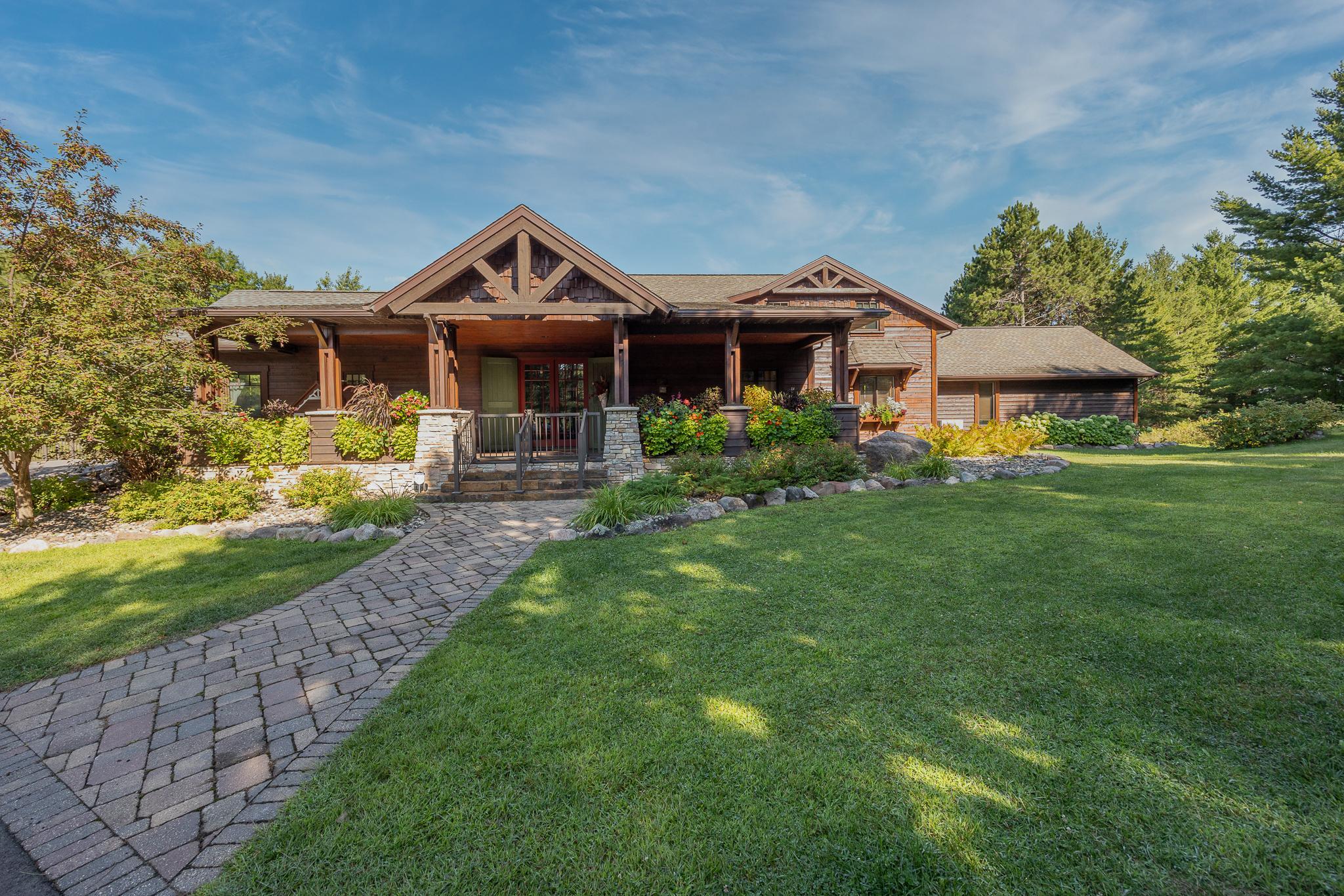 1116 Sand Lake Drive NW — photo