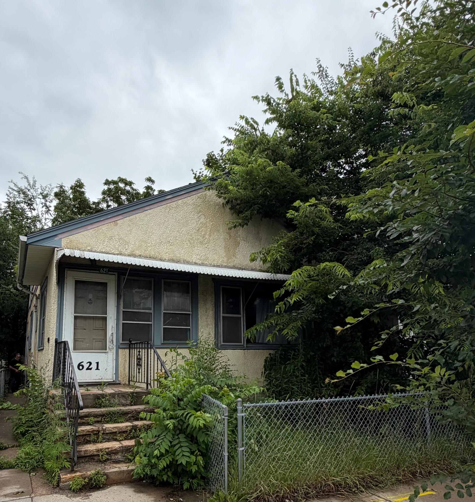 621 Maryland Avenue E — photo