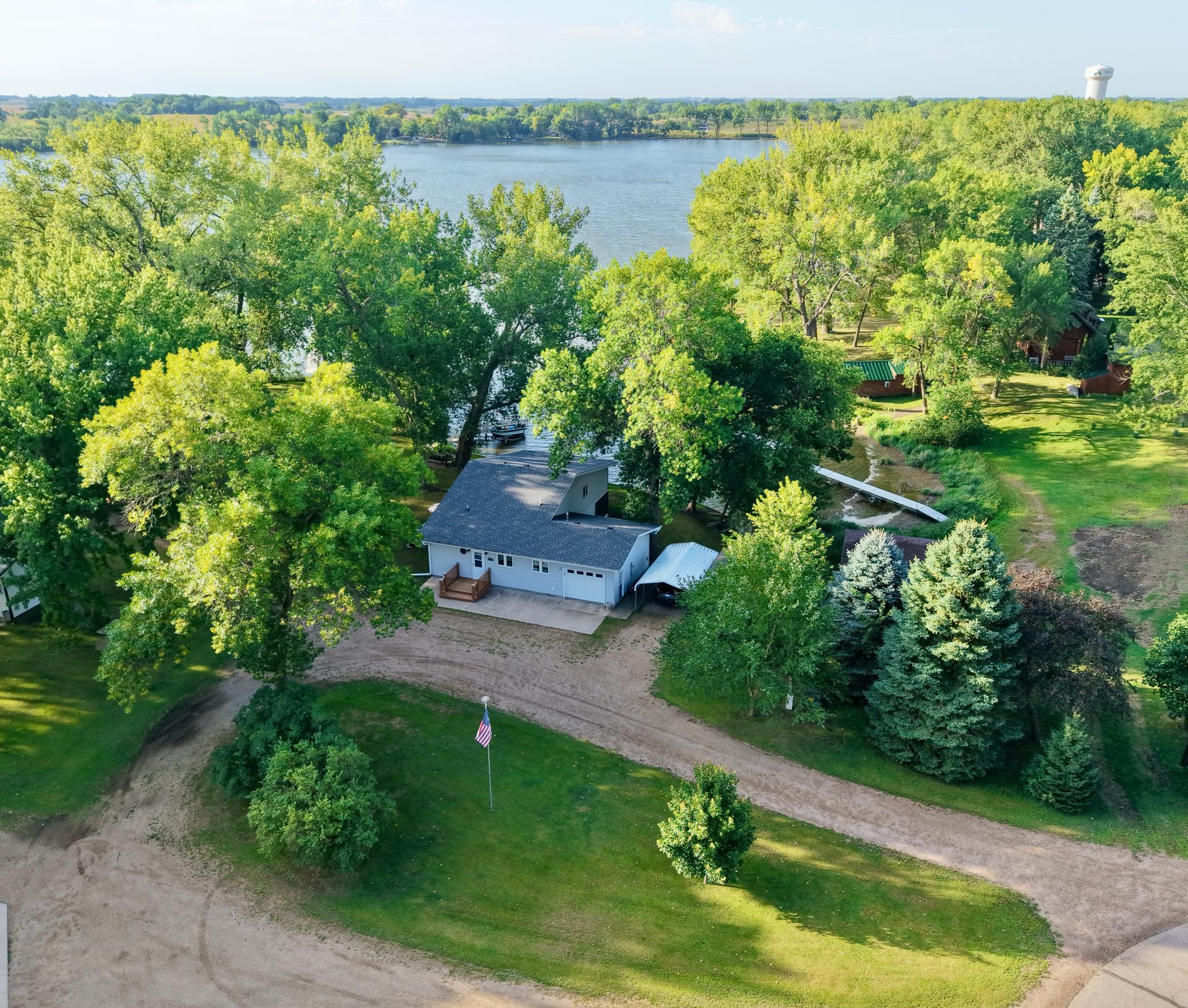 2319 Cottonwood Lake Drive — photo