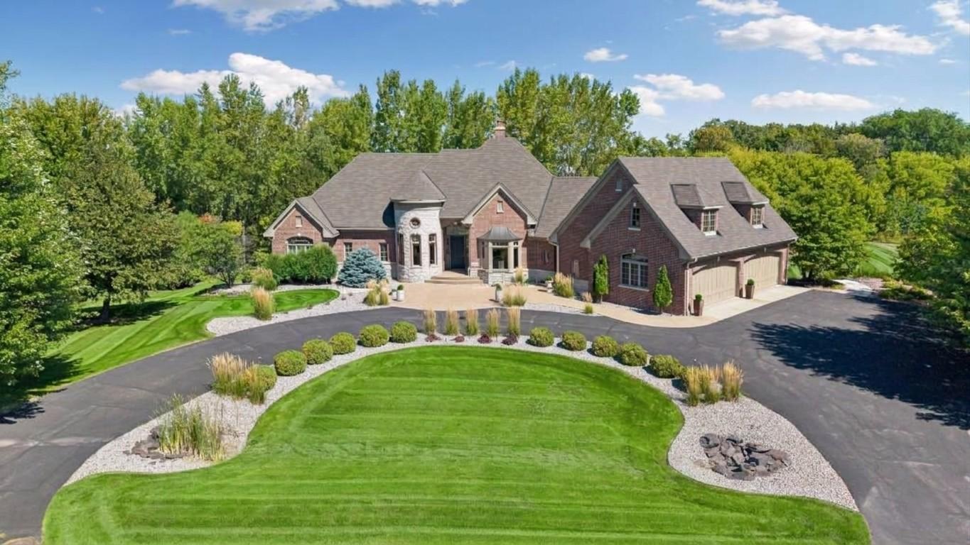 130 Bergamot Drive — photo