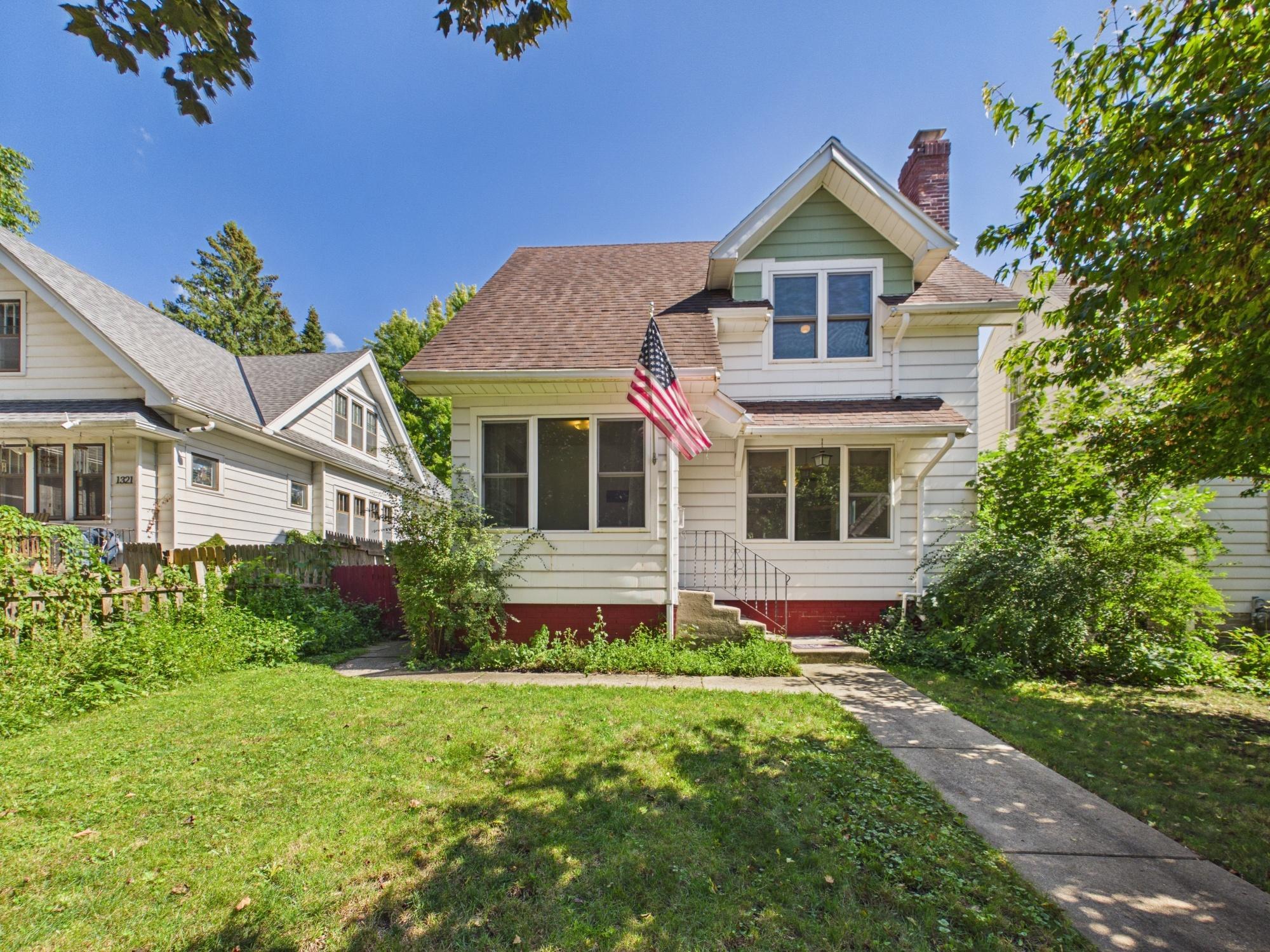 1317 N 5th Street — photo