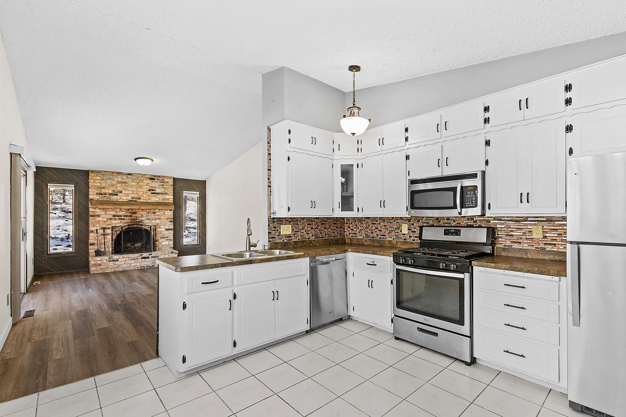 5885 Hidden Oaks Circle SE — photo