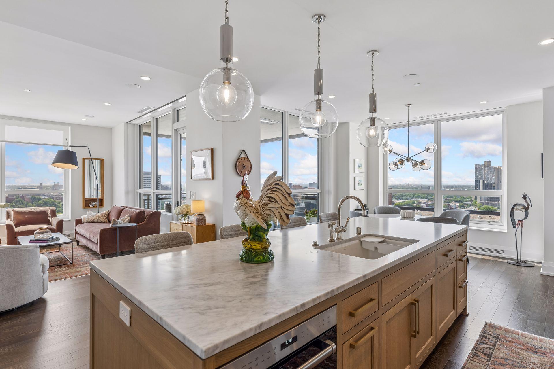 1111 W River Parkway 18D — photo