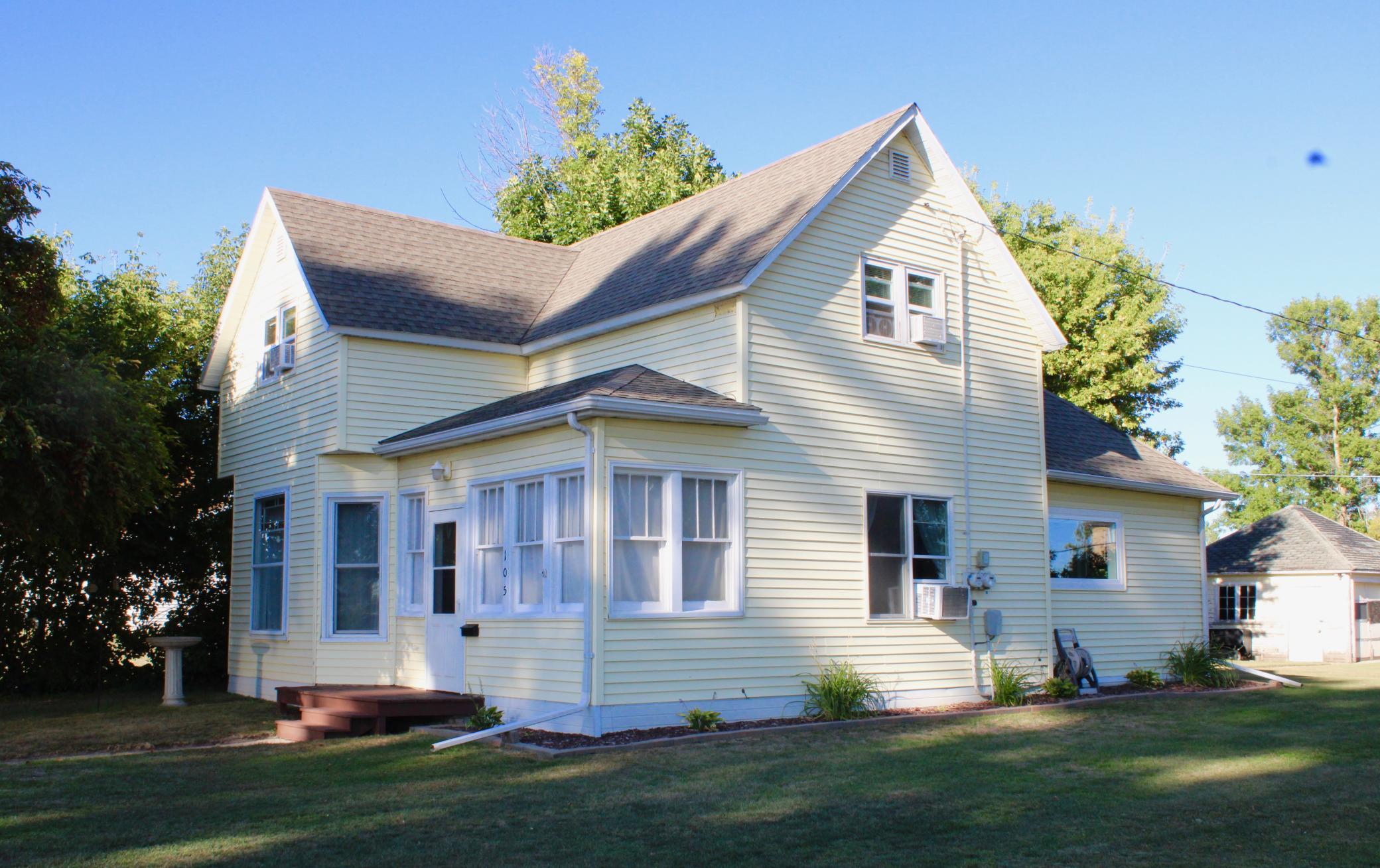 105 Hamilton Avenue NE — photo