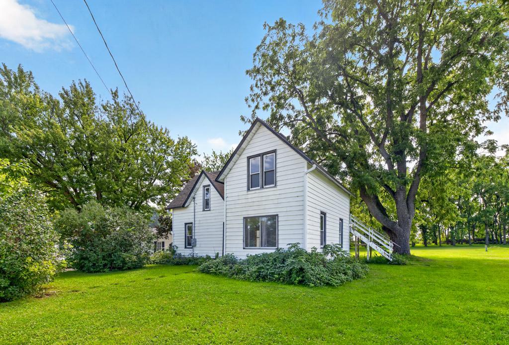 414 E Main Street — photo
