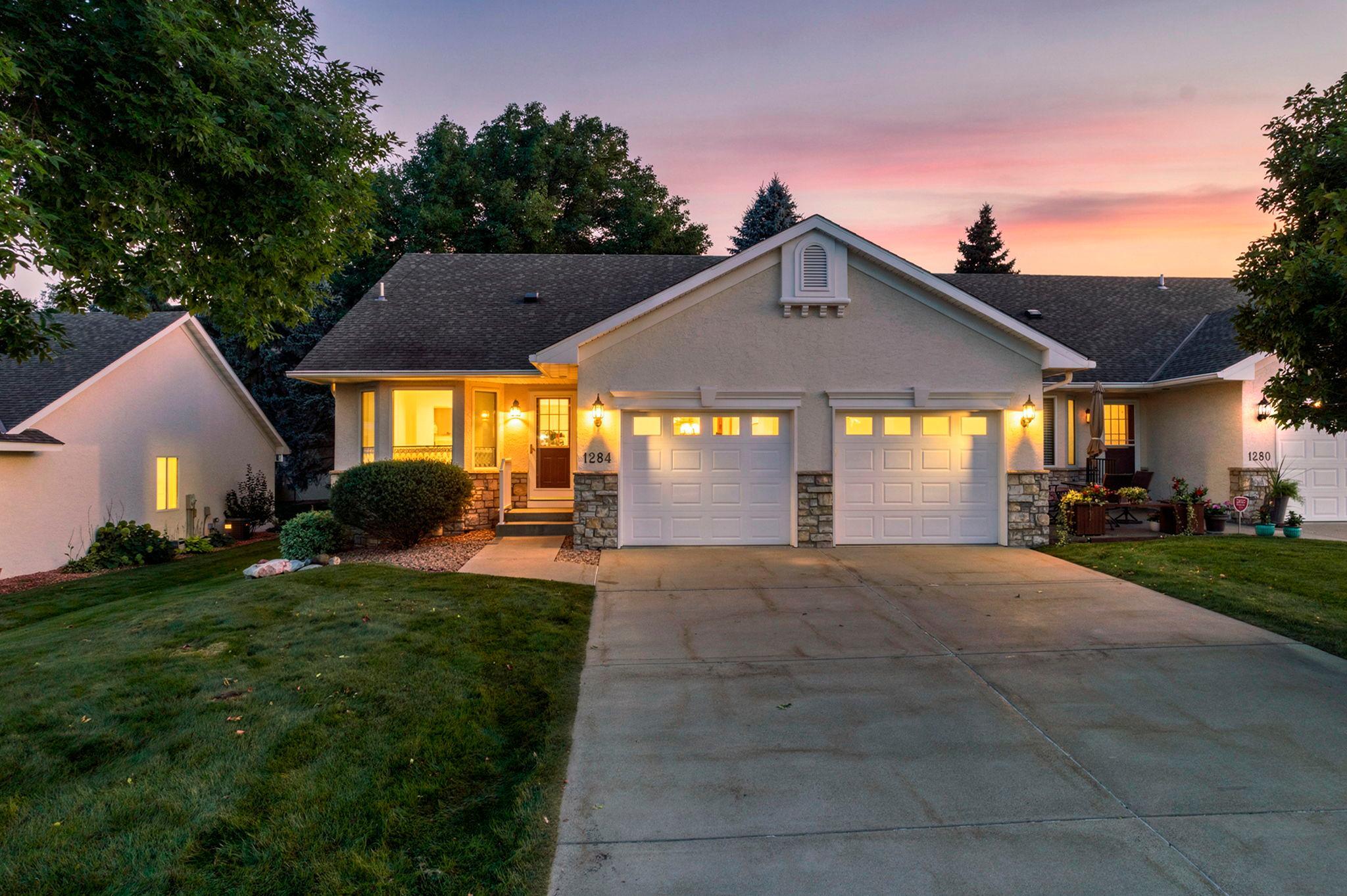 1284 Quincy Circle — photo