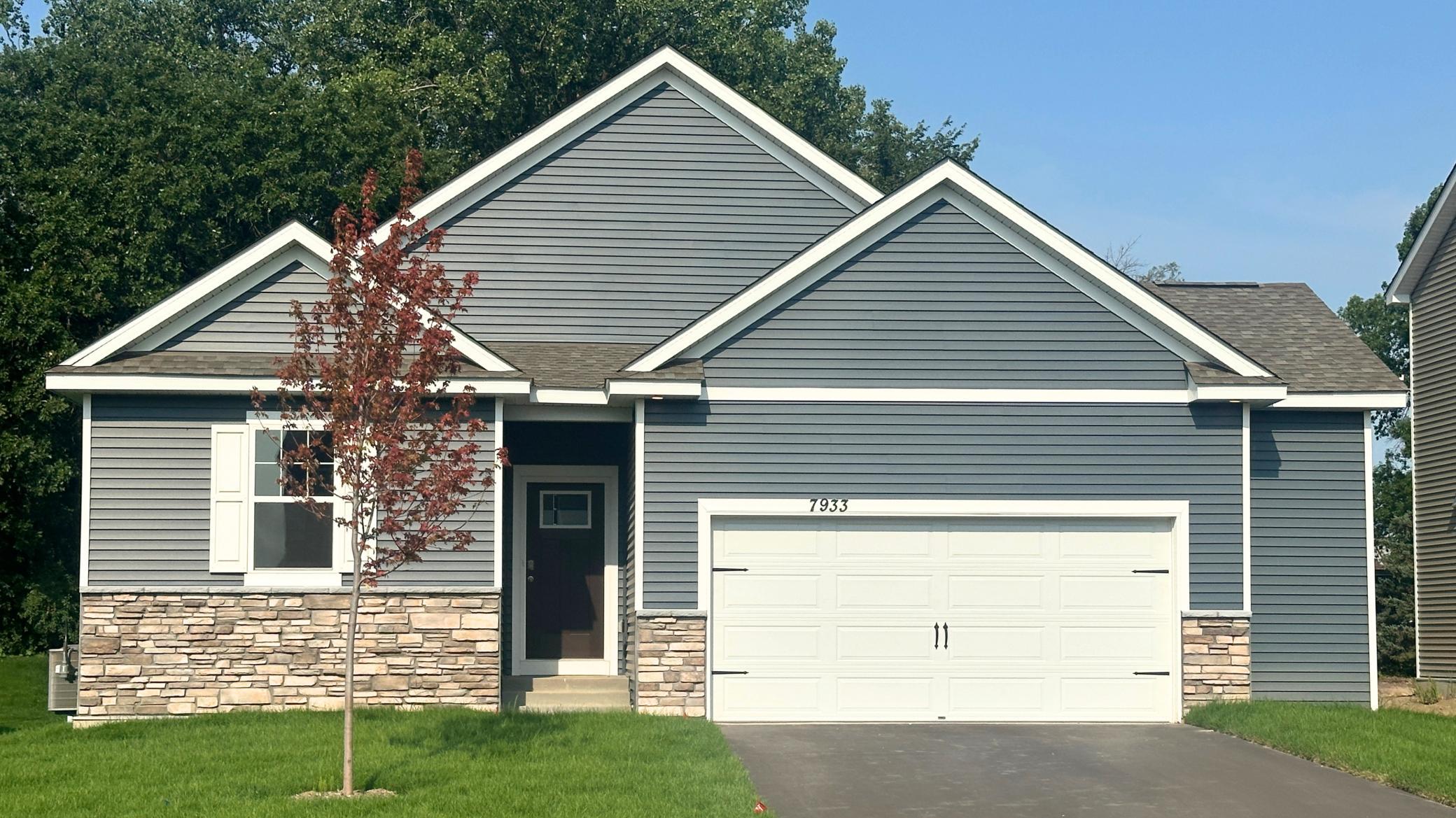 7933 Marquette Court NE — photo
