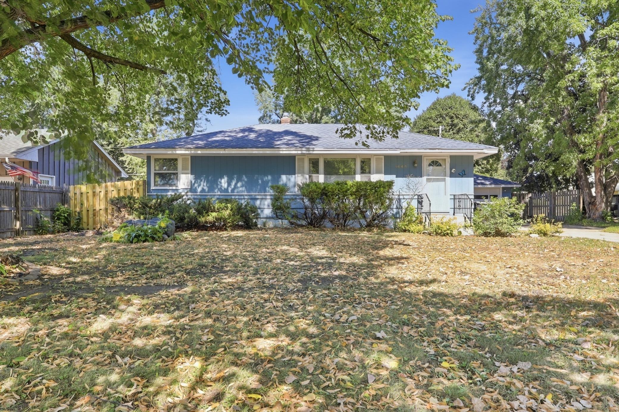1045 Keefe Street — photo
