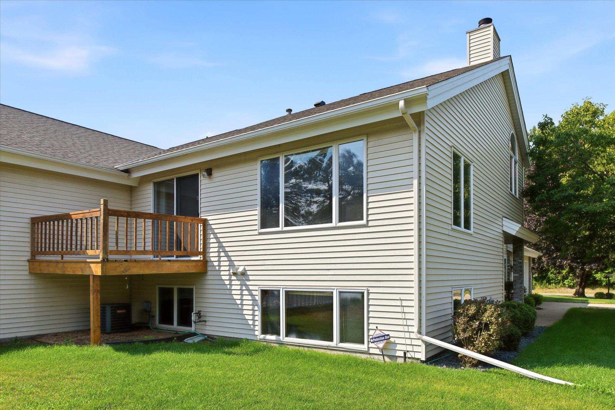 5758 Heather Ridge Drive, Shoreview, MN 55126 — photo 2