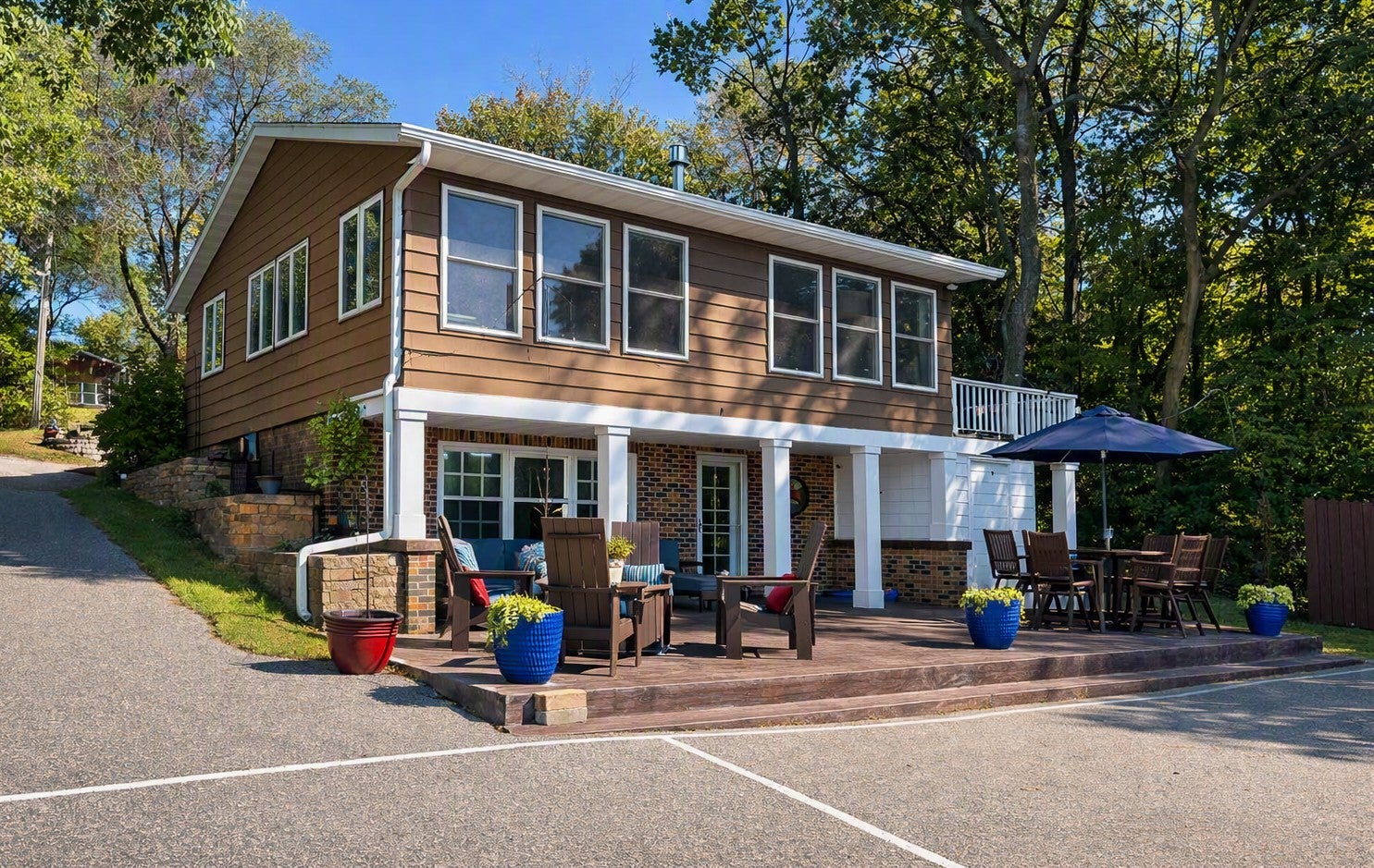 21484 Forest Hill Road — photo