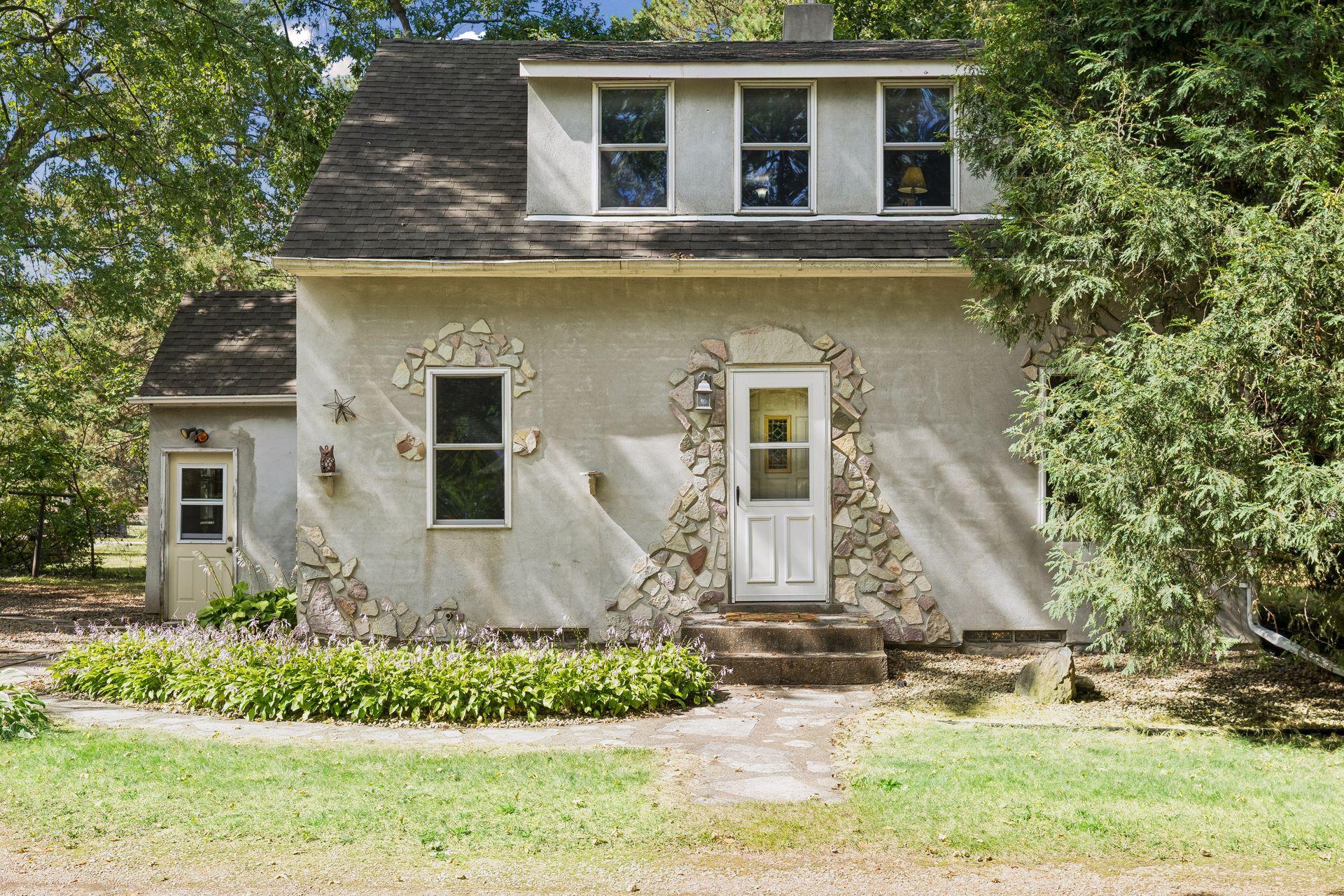 5329 Bryant Street — photo
