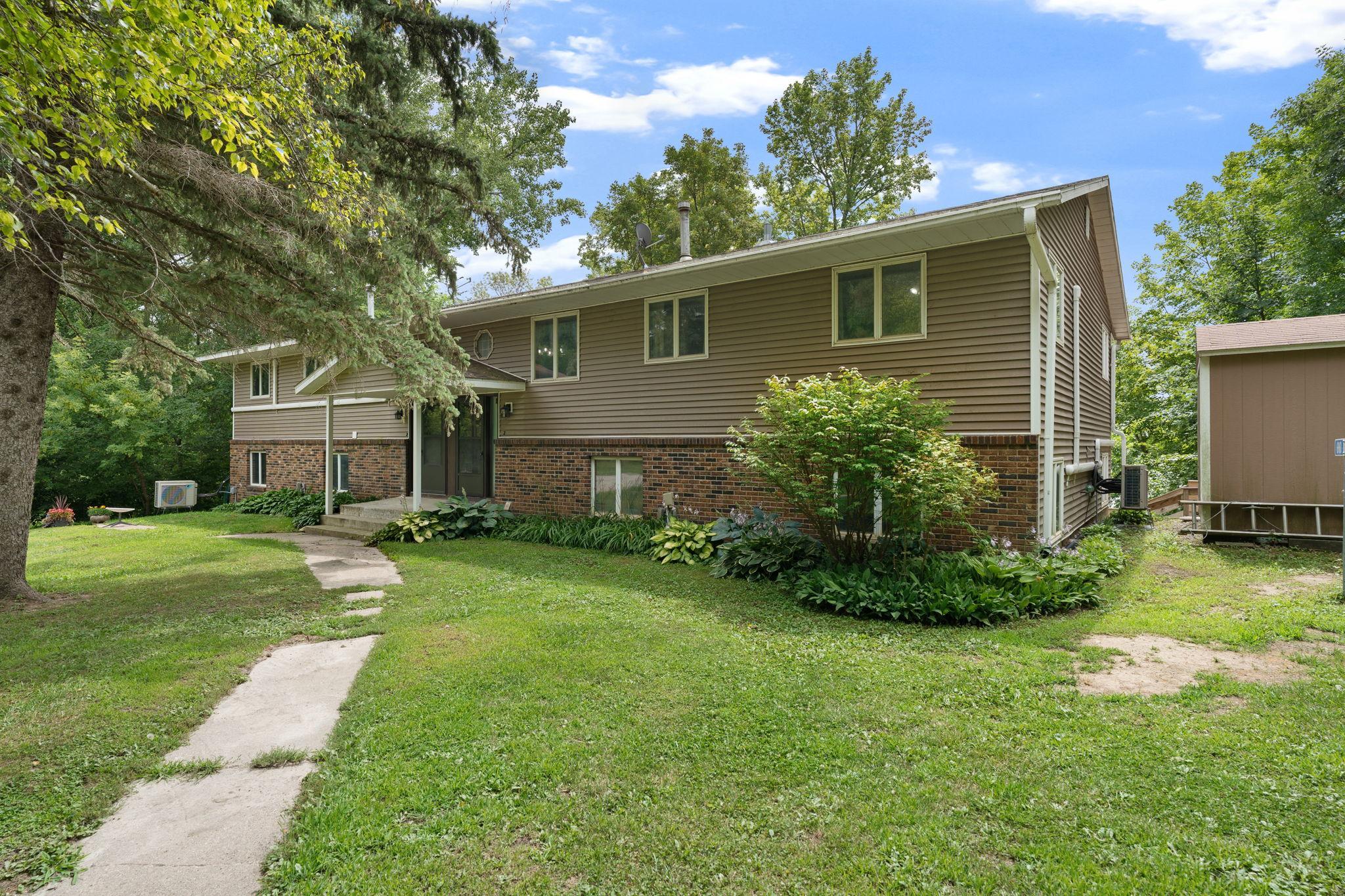 6960 French Lake Court — photo