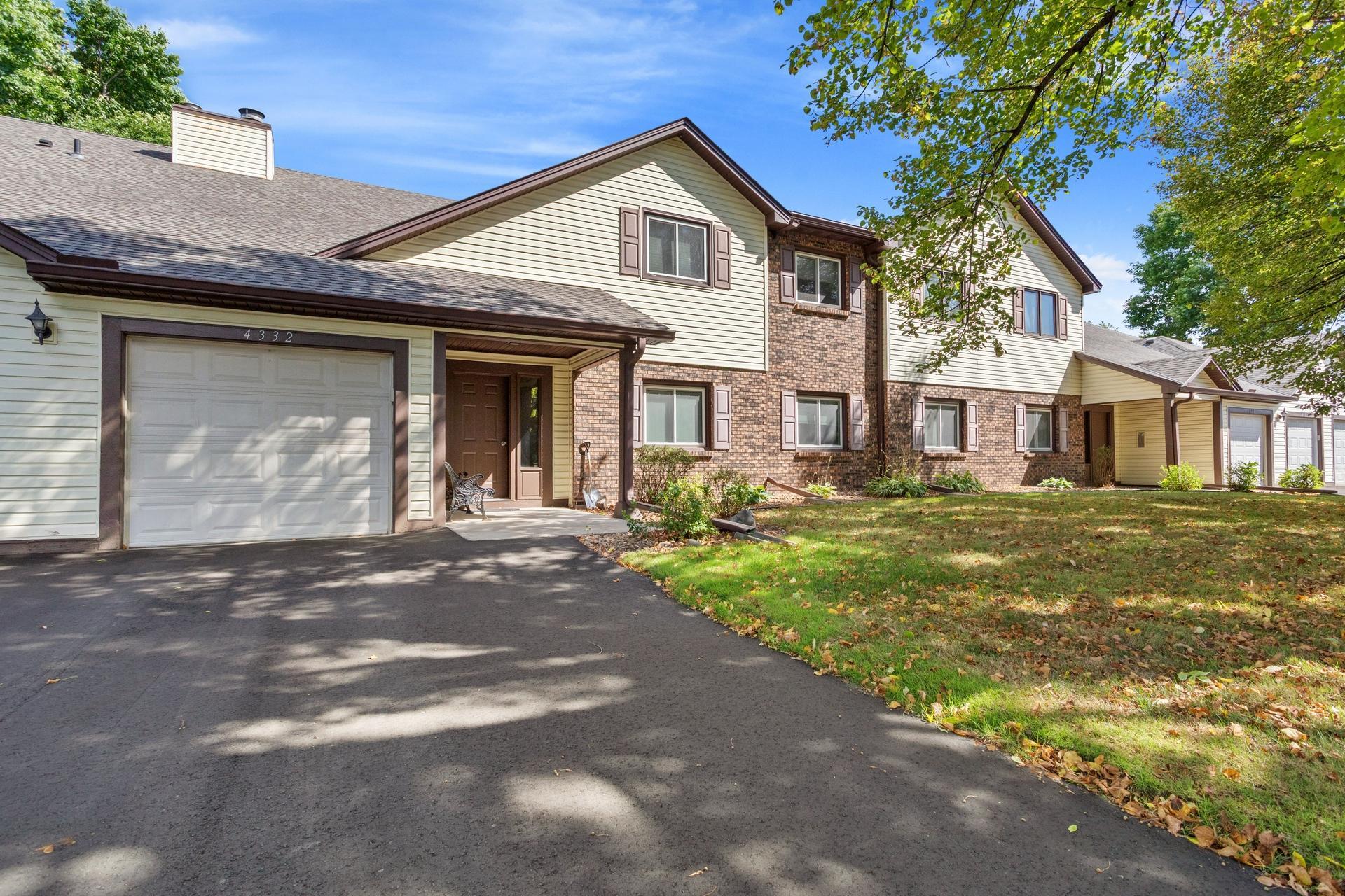 4334 Evergreen Drive — photo