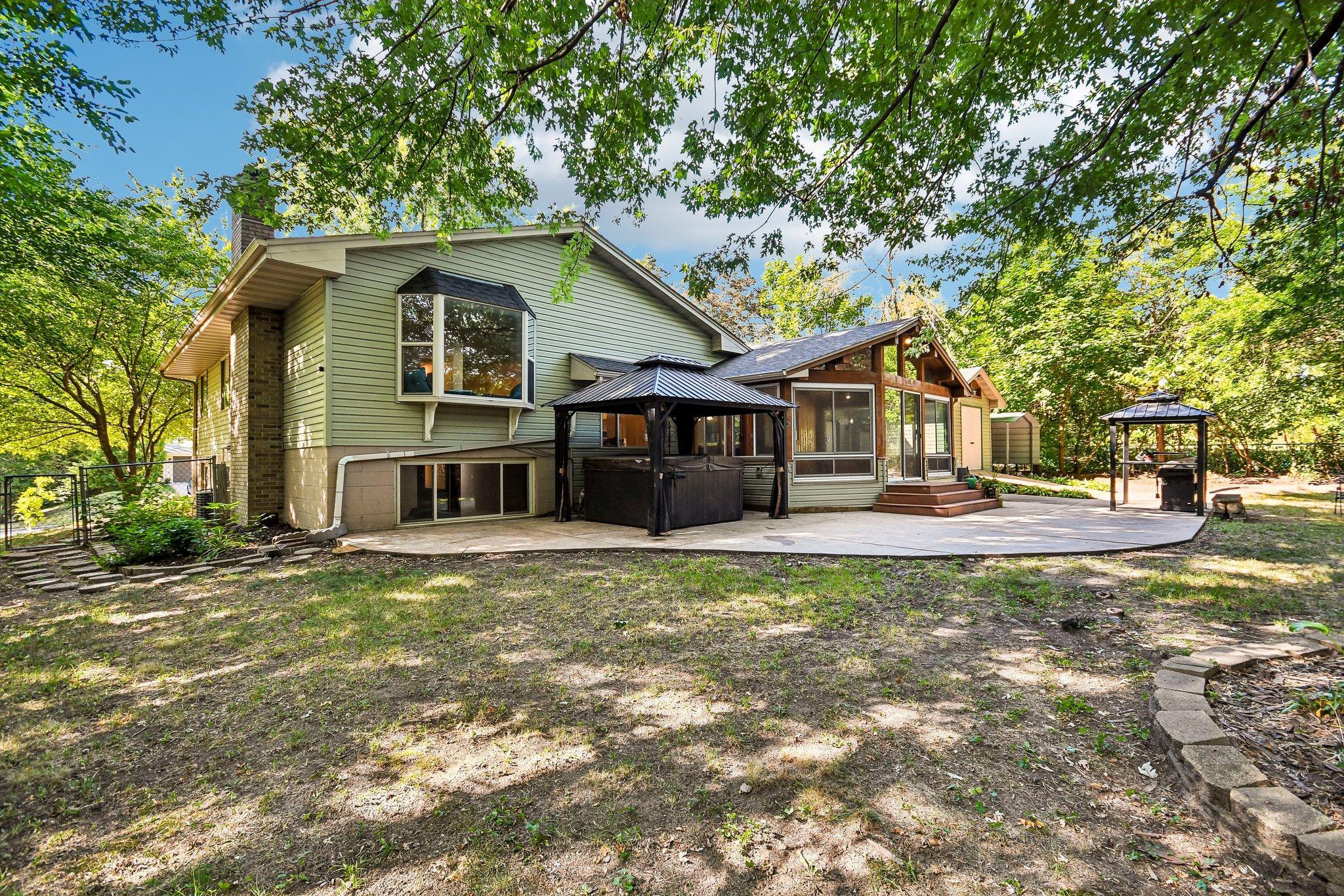 767 Eldridge Avenue E, Maplewood, MN 55117 — photo 2