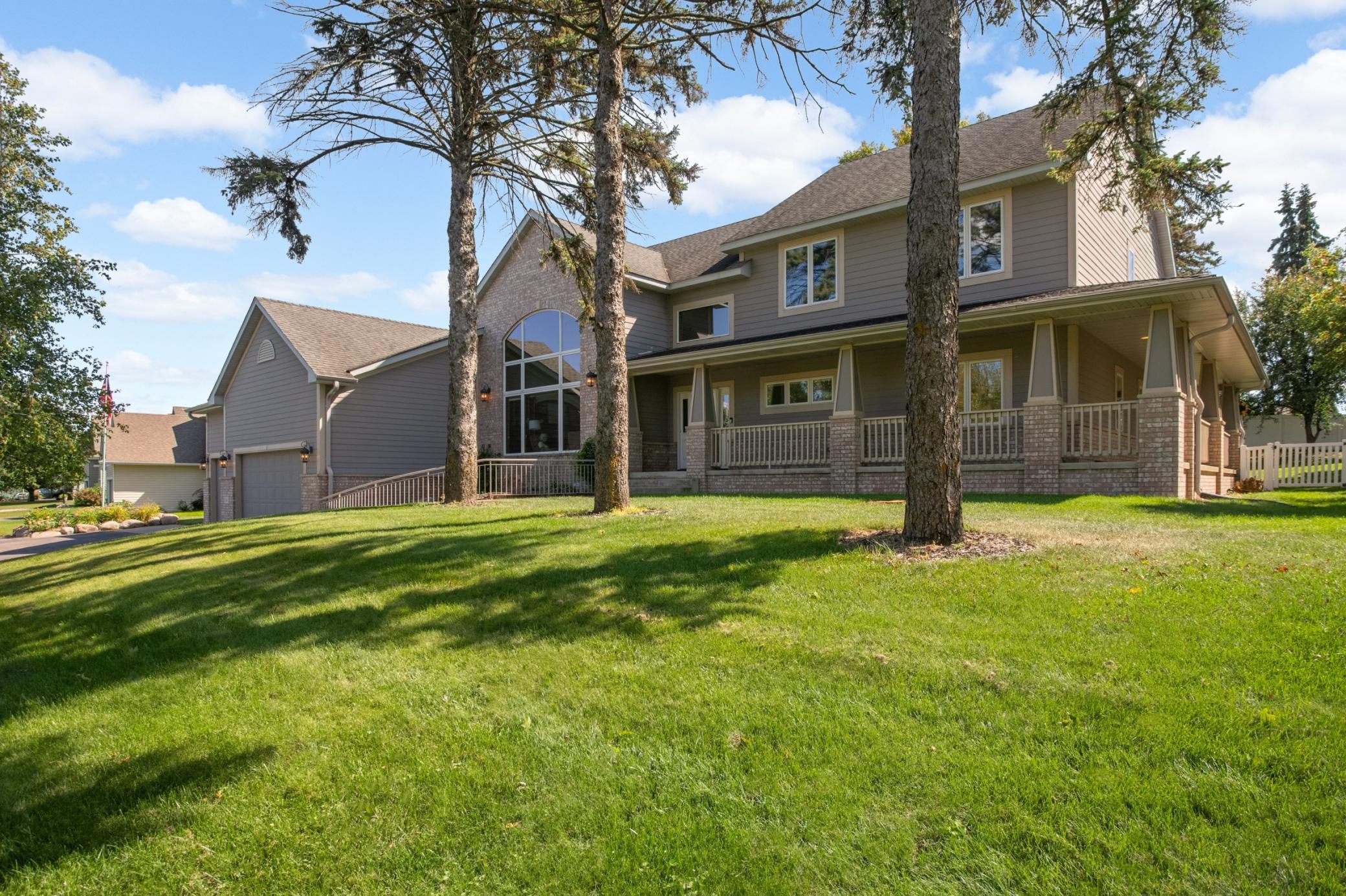1085 Parkview Lane — photo