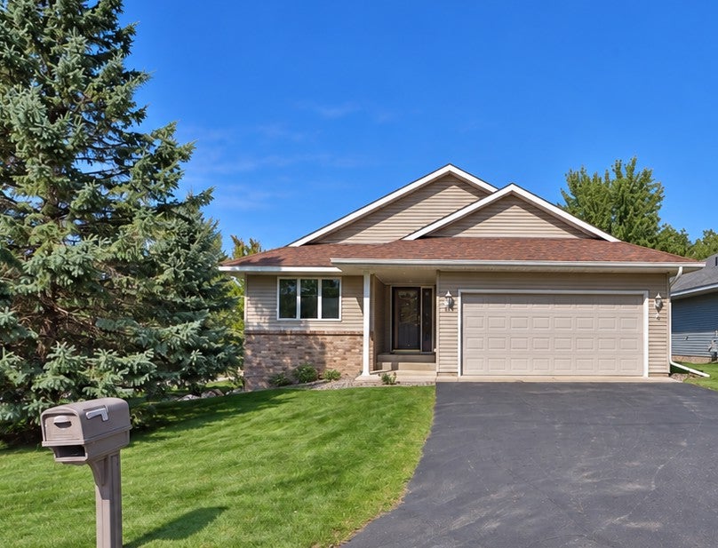 505 Blue Jay Court — photo