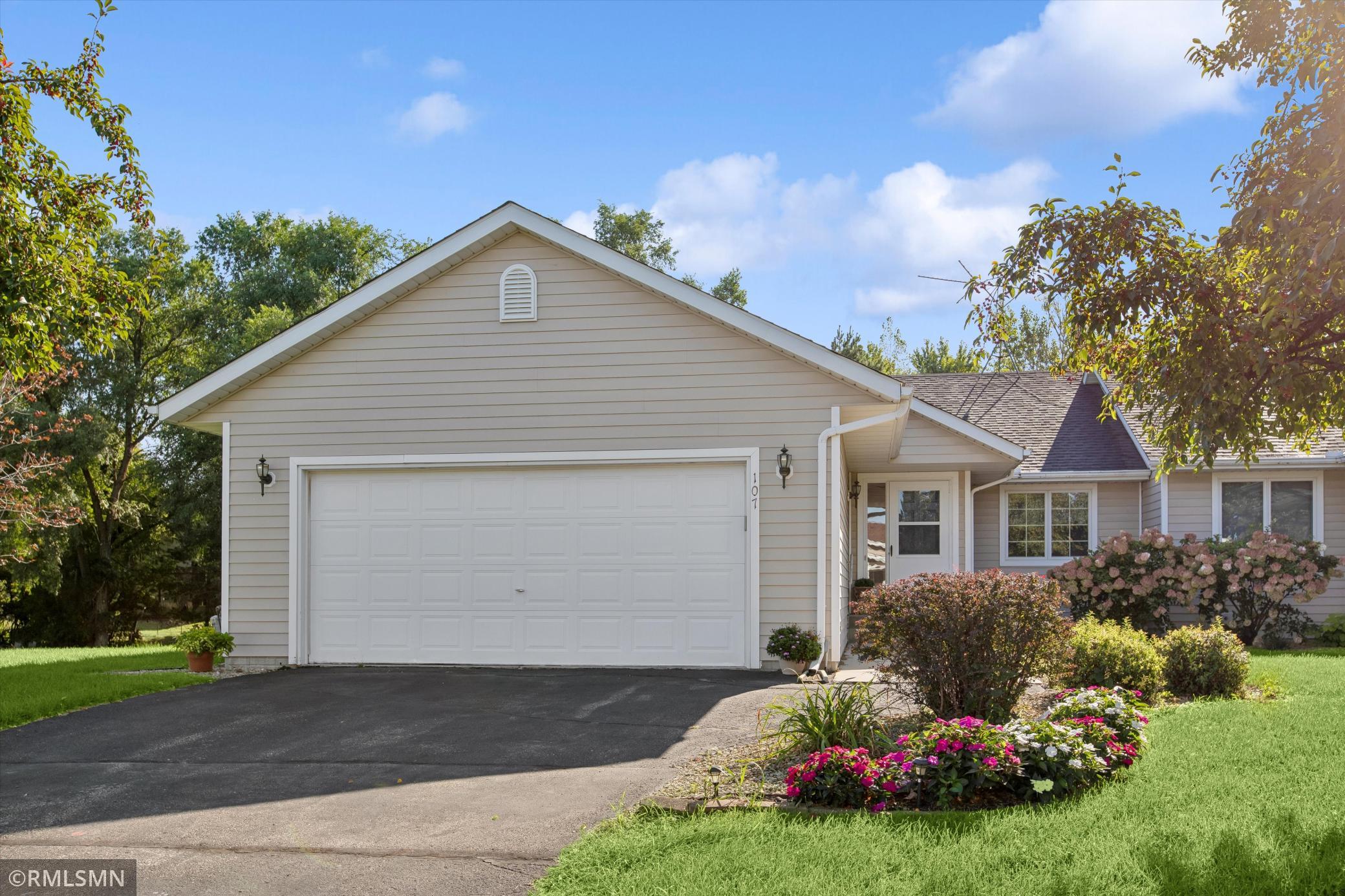 107 Ridgebrook Drive 107 — photo