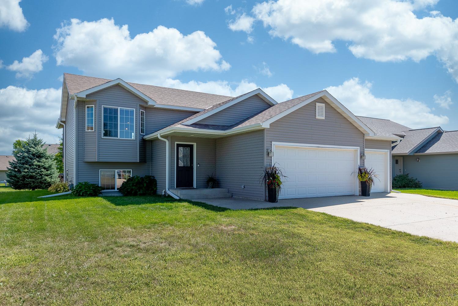 109 Pinehurst Drive — photo