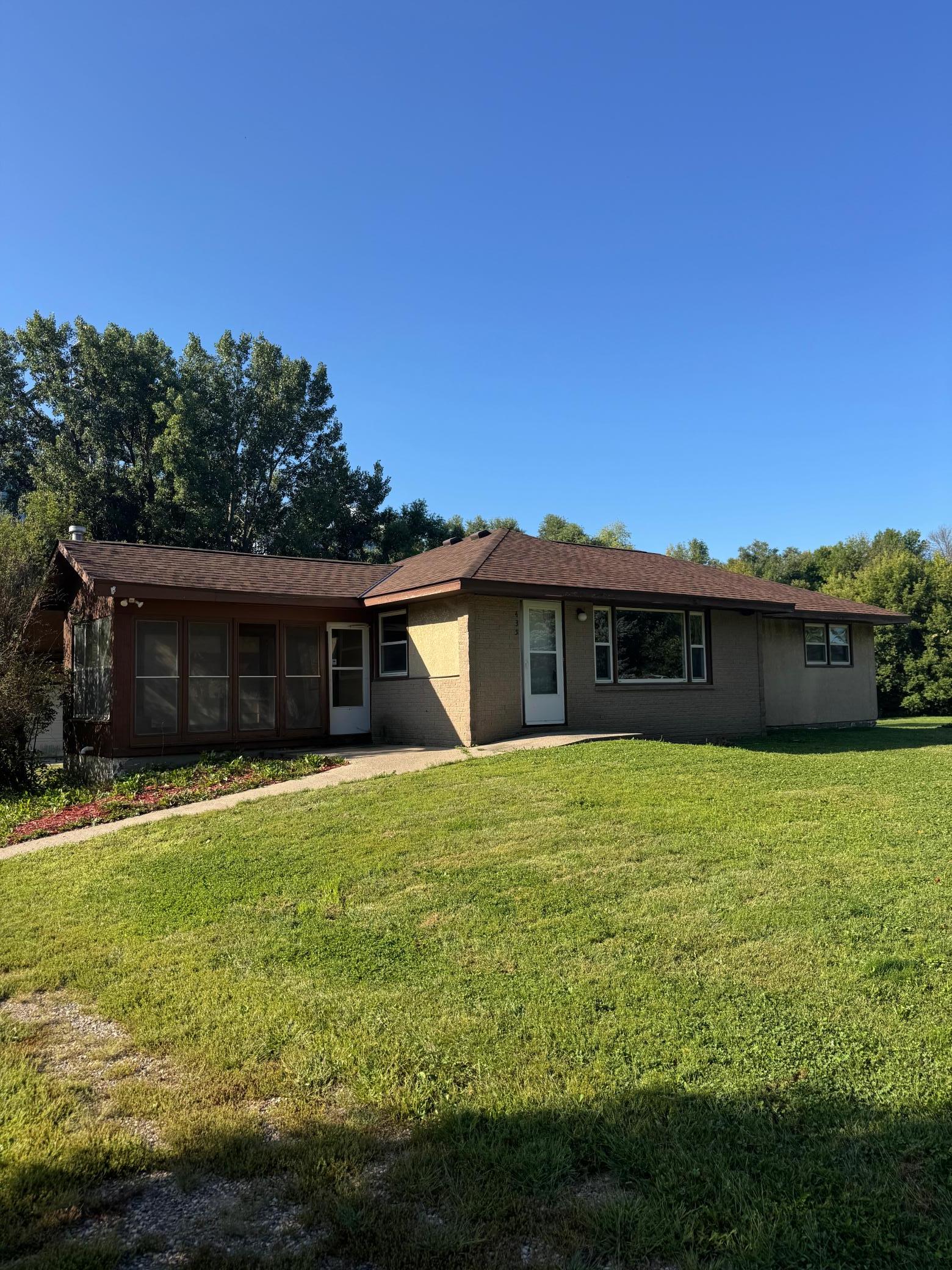 435 W Ottawa Street — photo