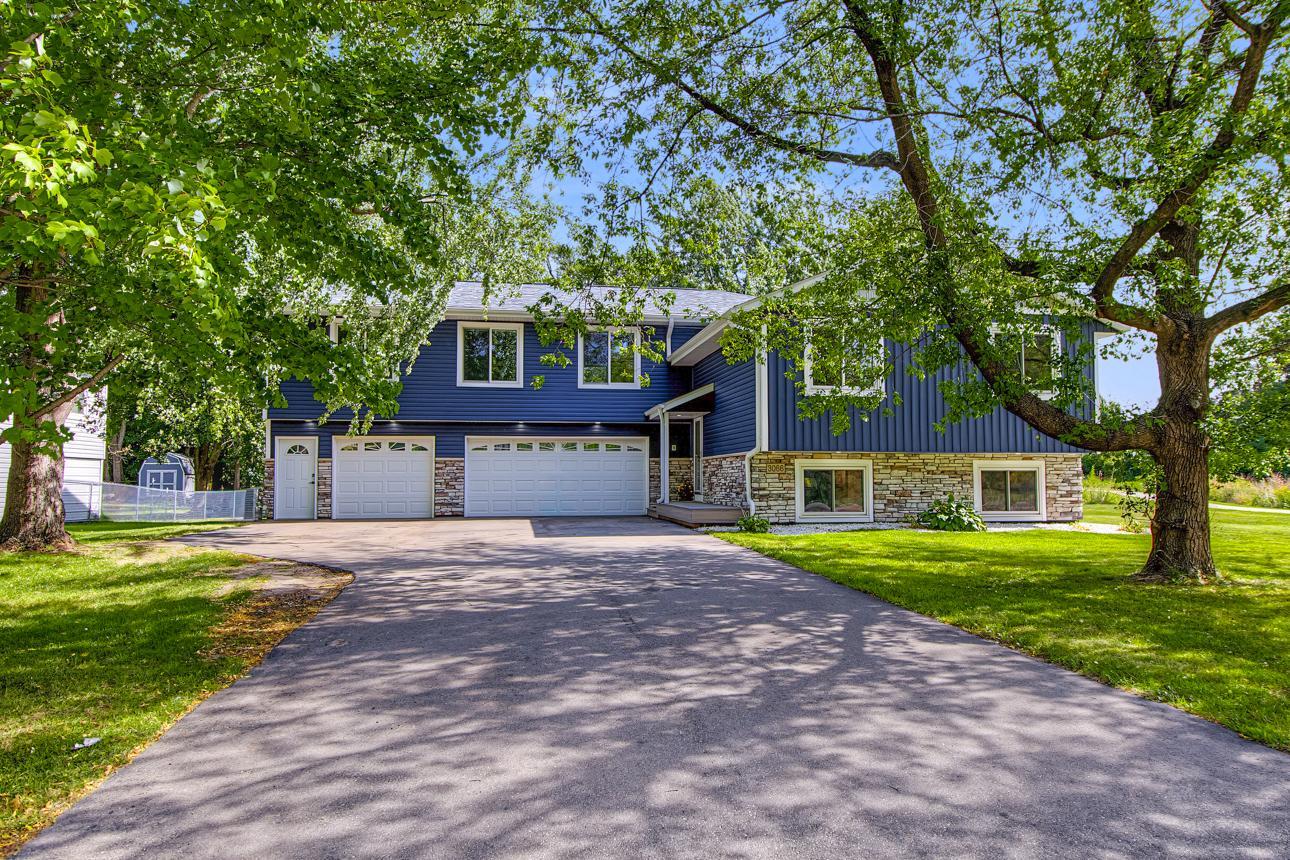 3066 Greenbrier Street — photo