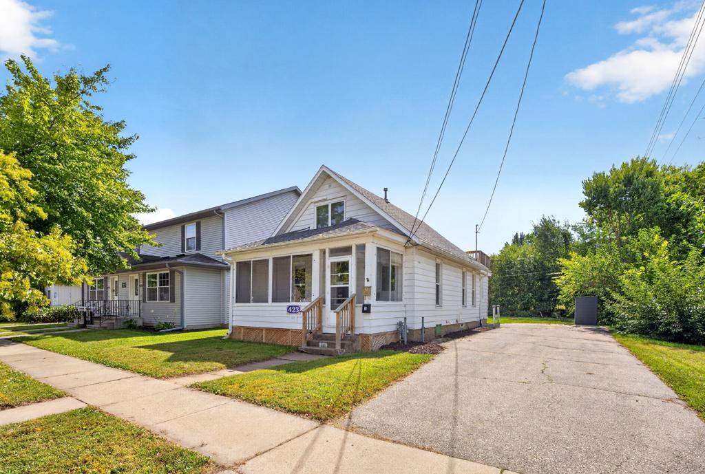 423 W Mark Street — photo