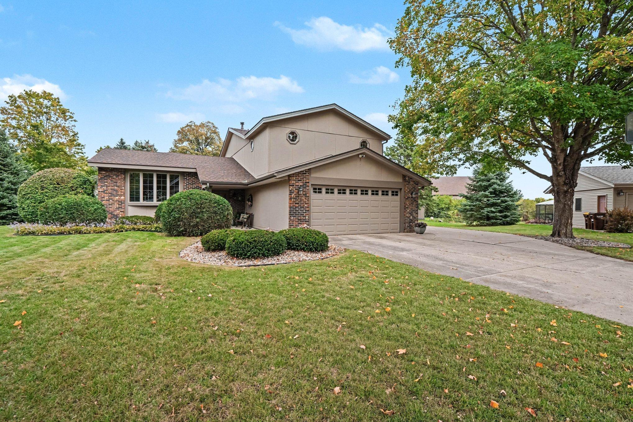 712 Highland Drive — photo