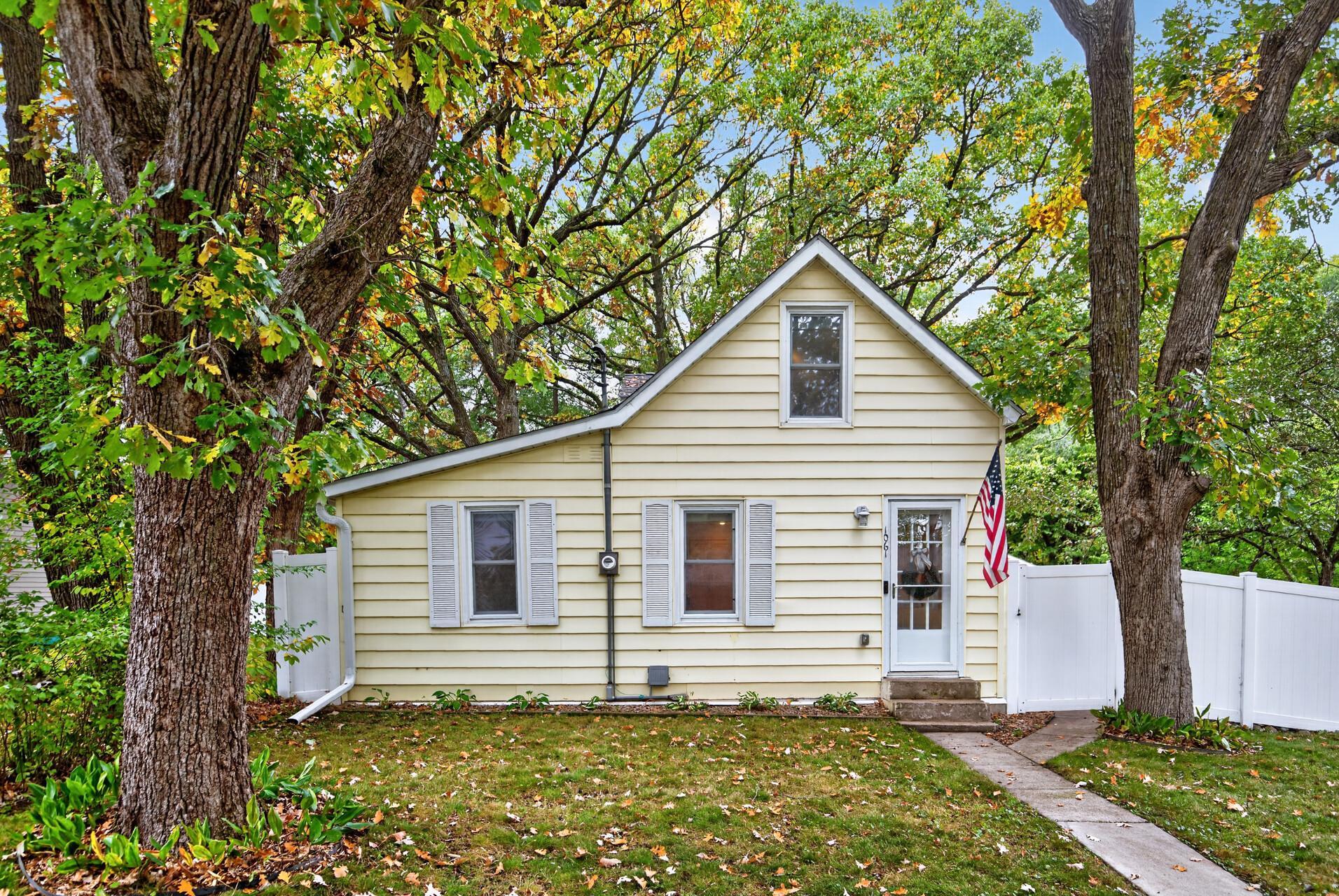 1061 Wall Street — photo