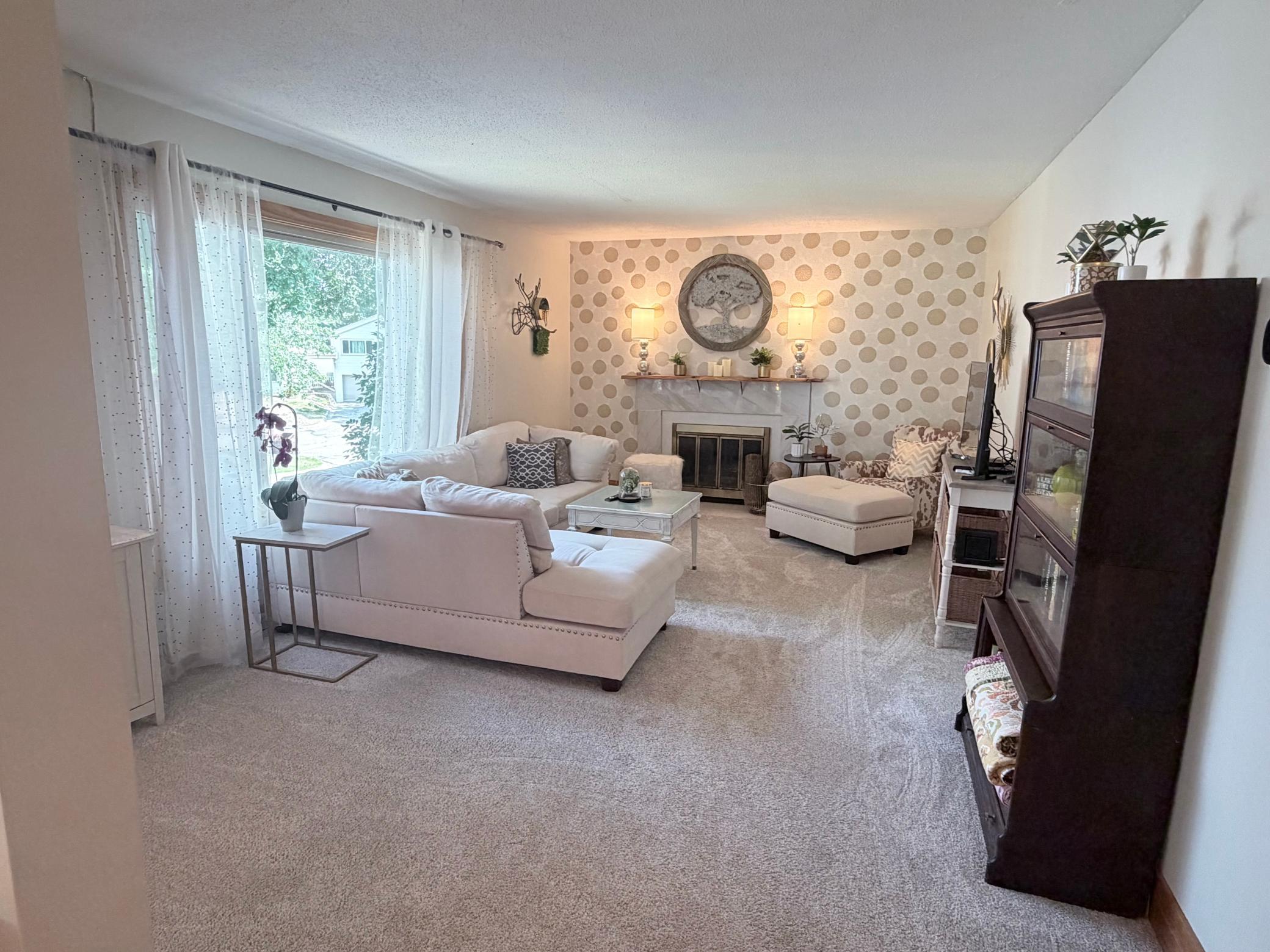 118 Avignon Court — photo