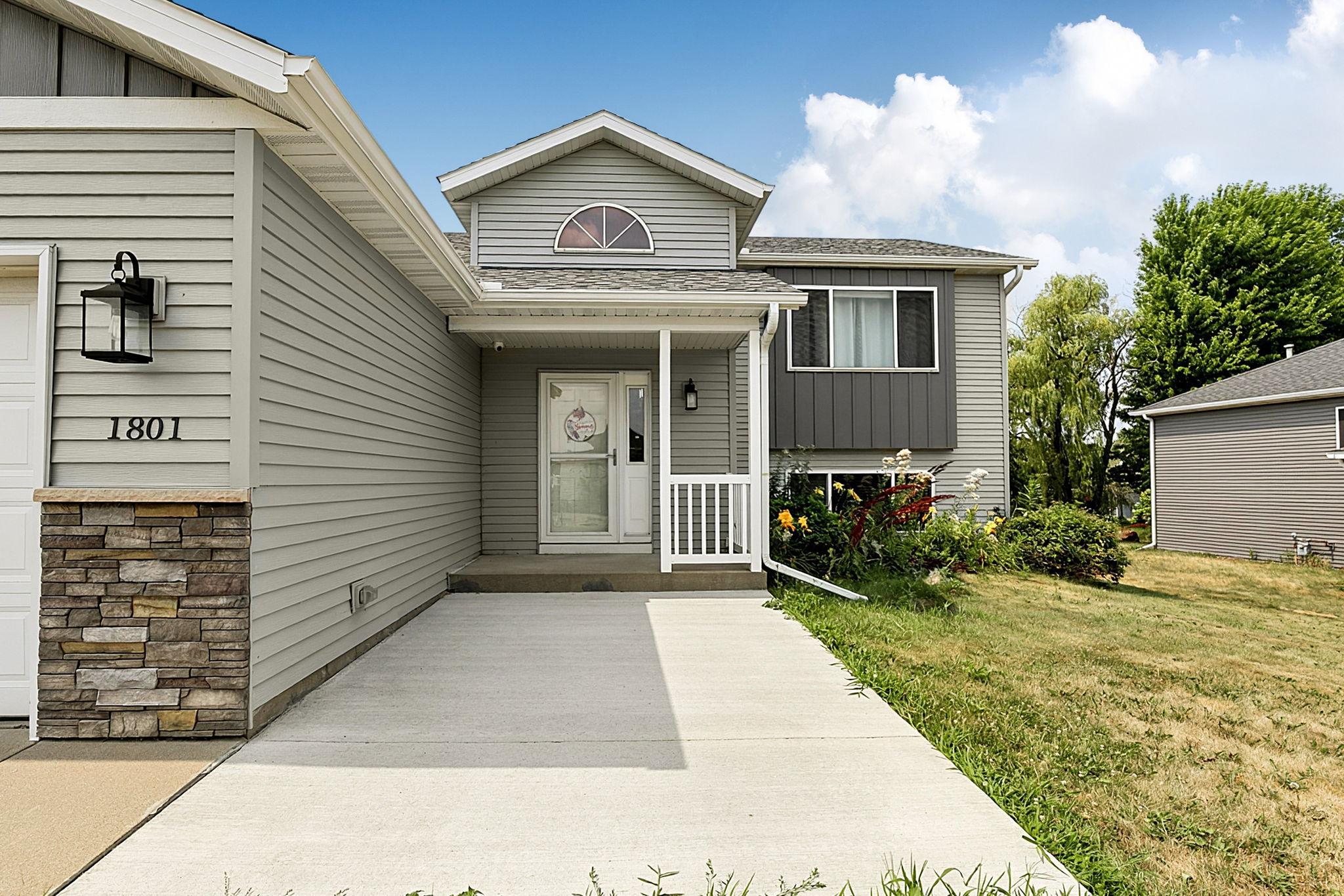 1801 Eastern Star Loop, Sauk Rapids, MN 56379 — photo 2