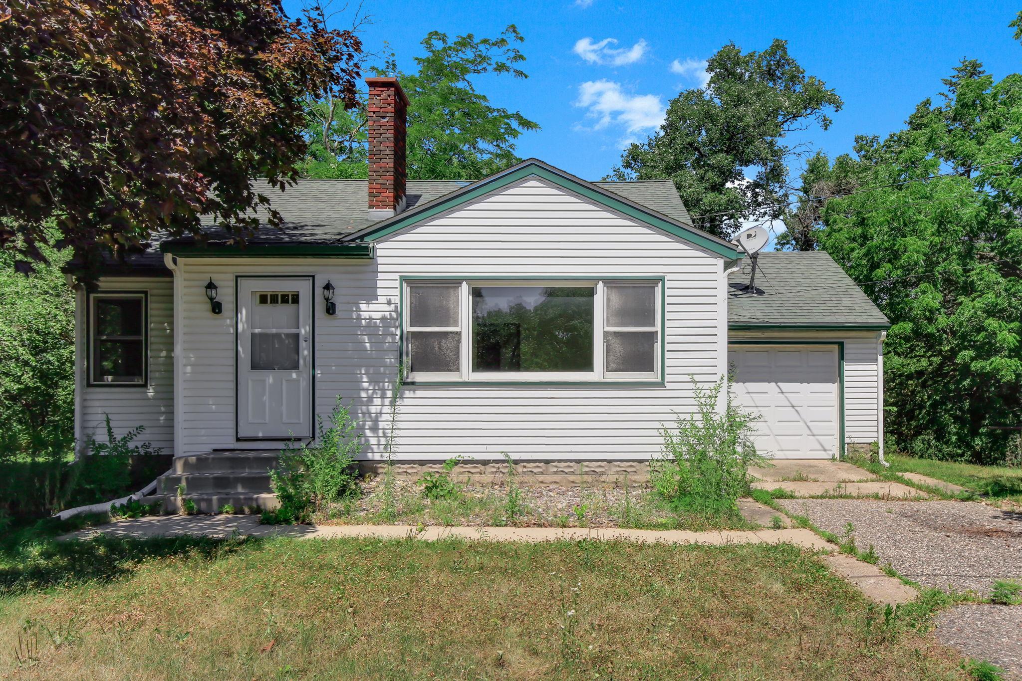 4374 US-61 — photo