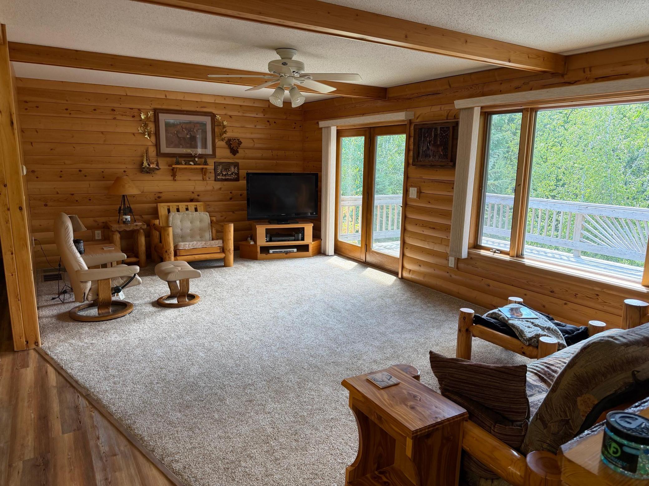 24425 Hickory Trail — photo