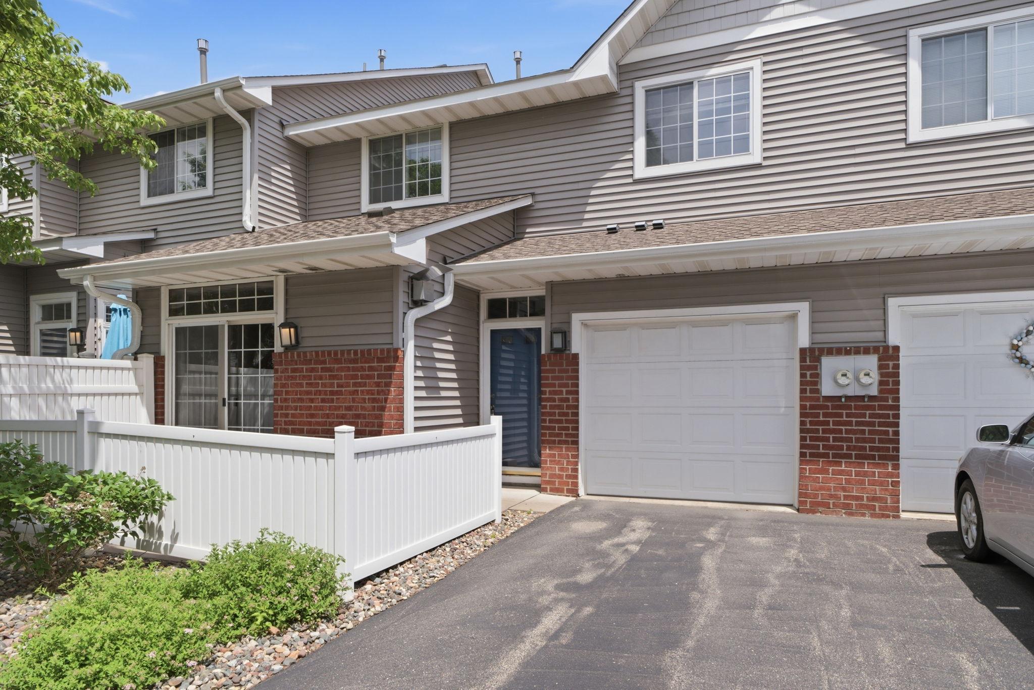 14172 Plymouth Avenue 28 — photo