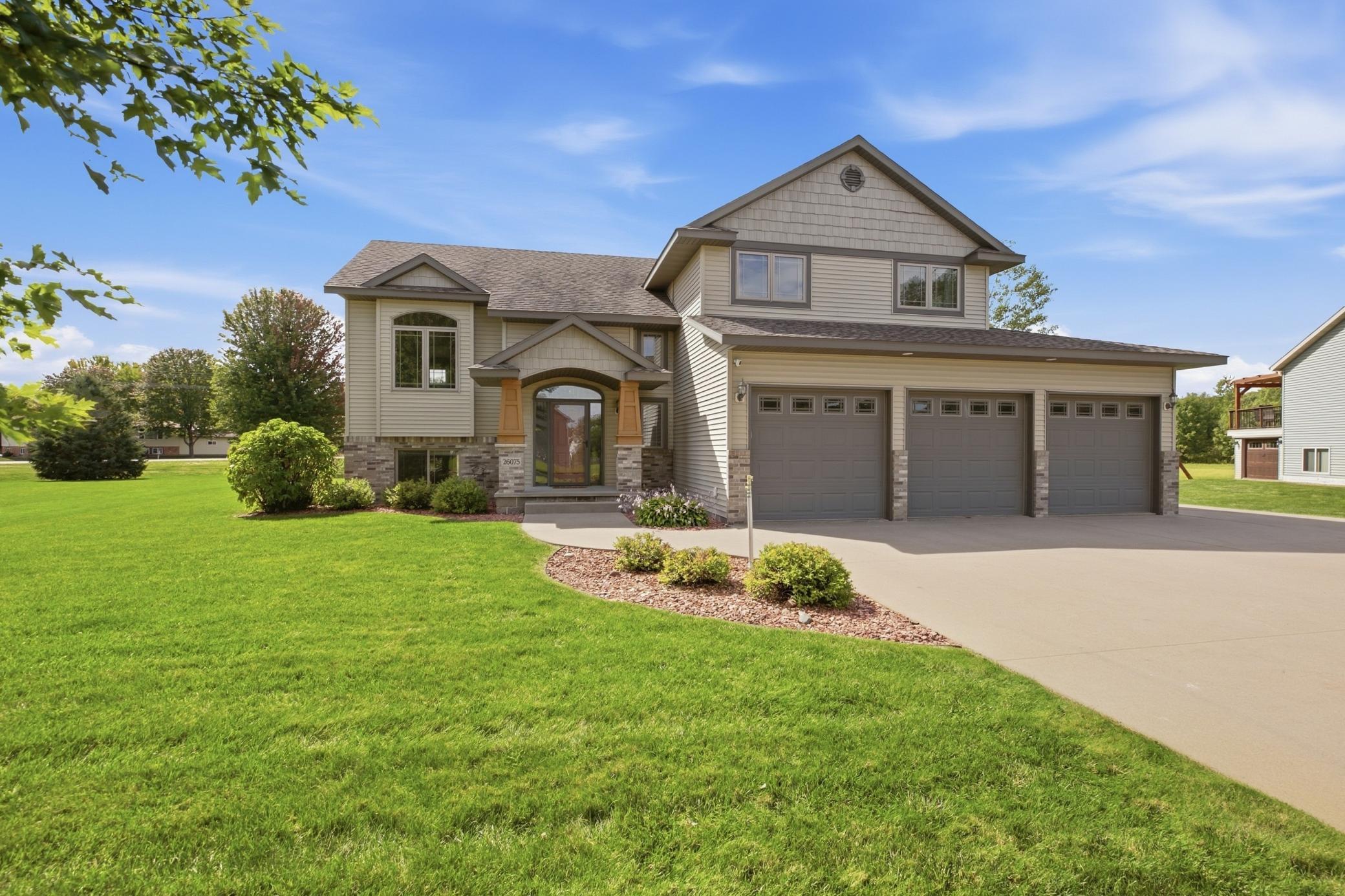 26075 Bluebird Lane — photo