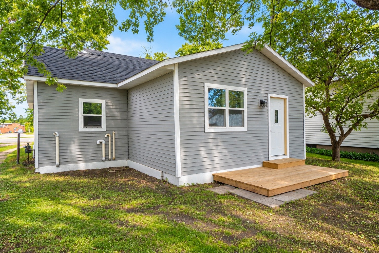 114 E Juniper Avenue, Frazee, MN 56544 — photo 2