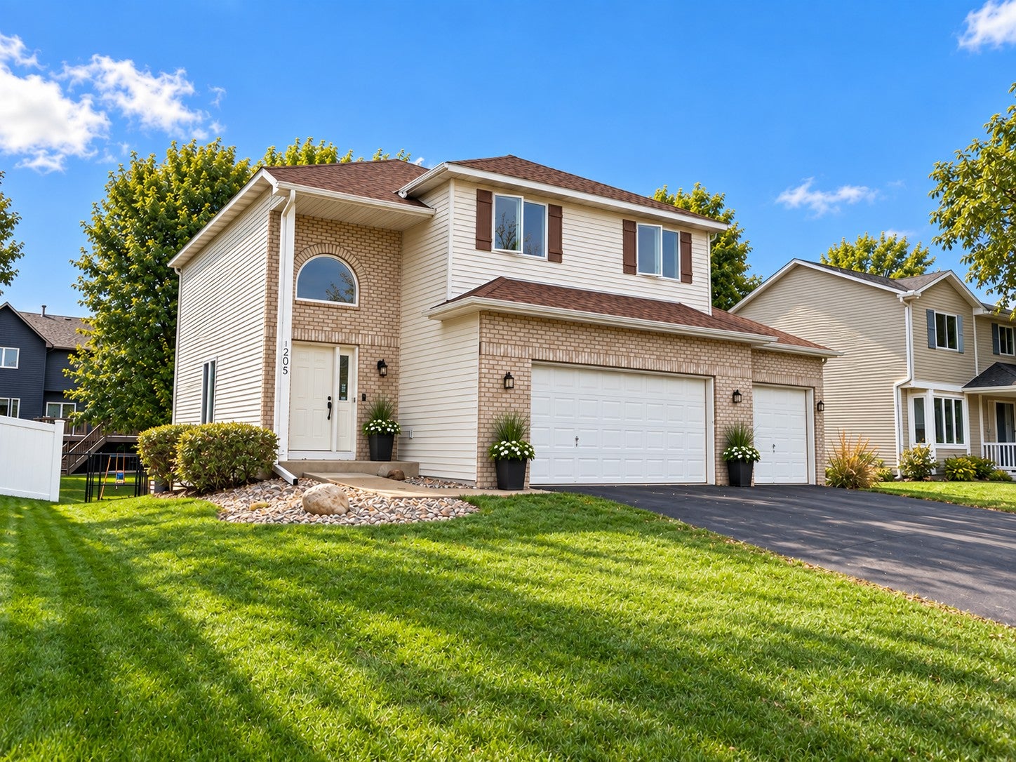 205 Butternut Circle — photo