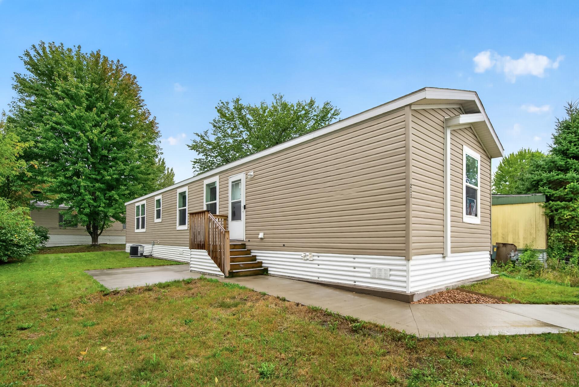 14750 W Burnsville Parkway 211 — photo