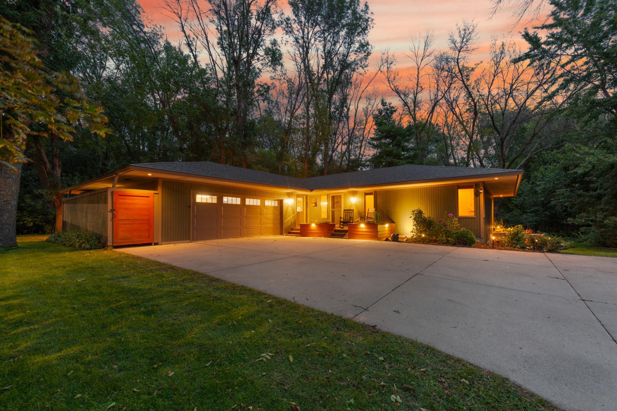 57 Fairway Place — photo