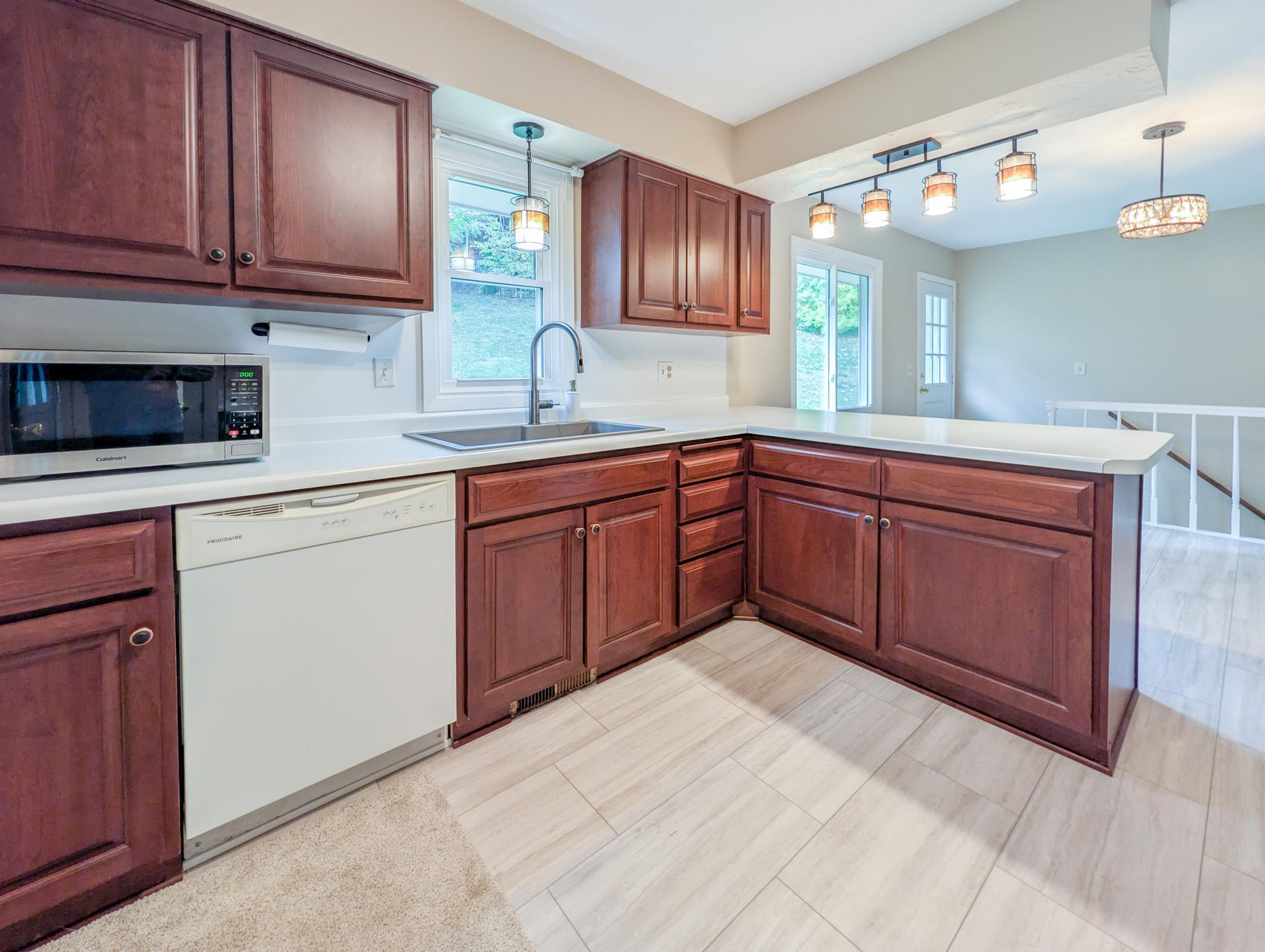2601 Brookview Drive — photo