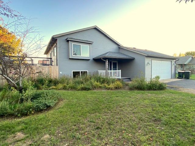 9061 Twins Street — photo