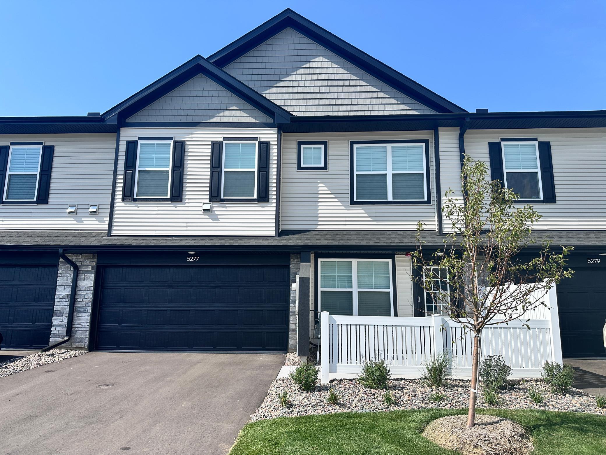 5277 Long Pointe Pass — photo