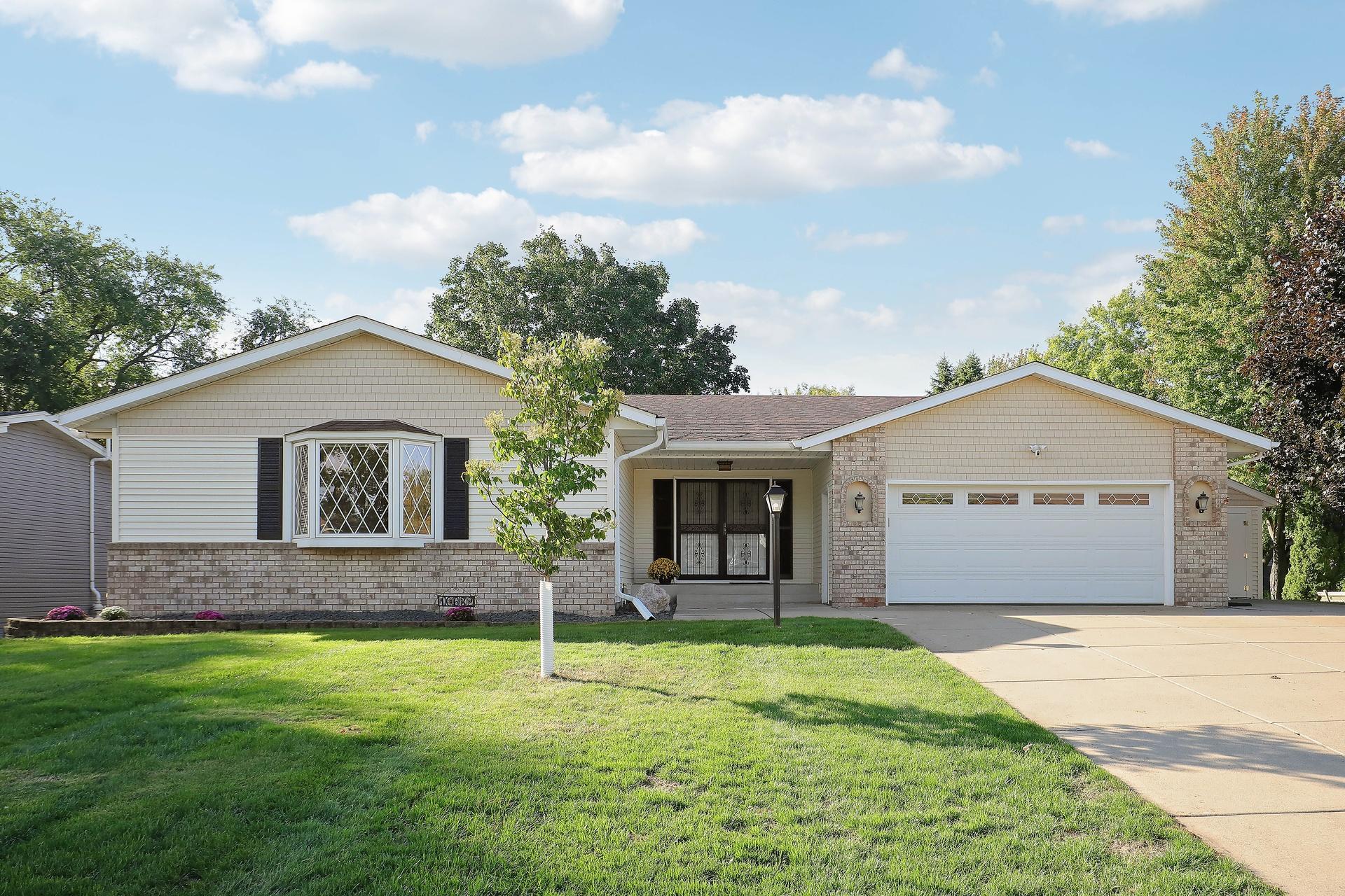 10632 Daisy Circle — photo